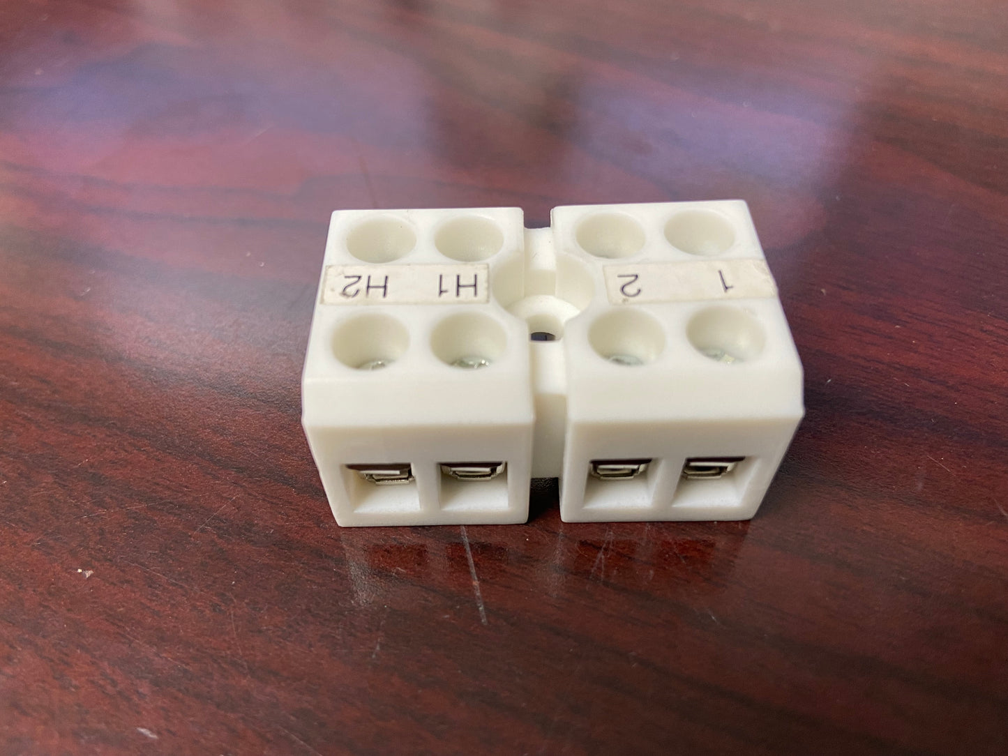 250 VAC TERMINAL BLOCK