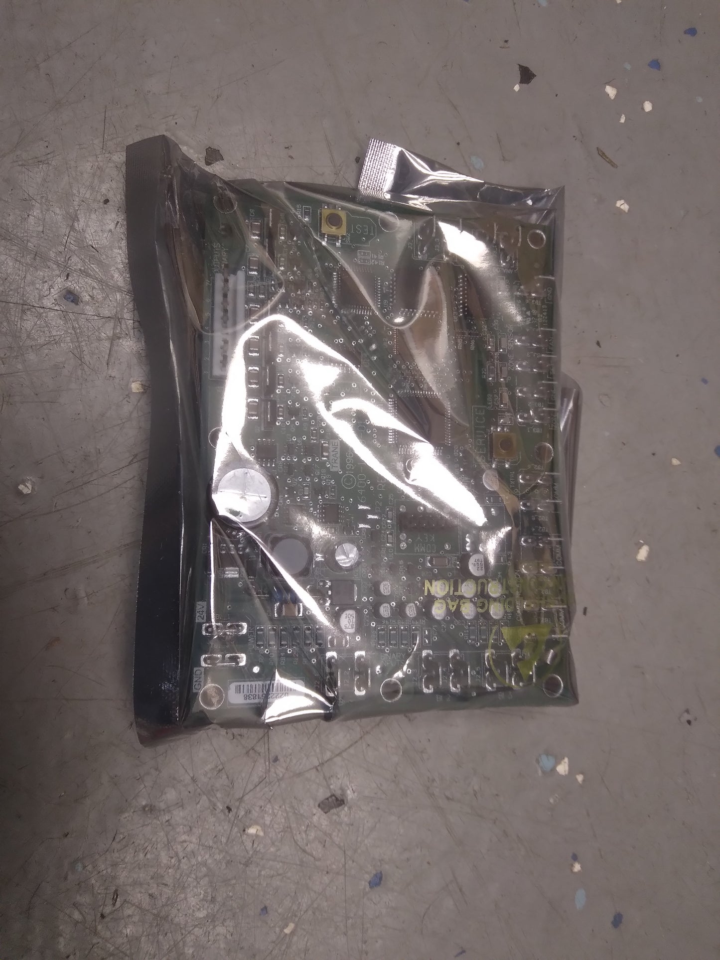 MAIN CONTROL BOARD FOR MODEL # ZN010 "TRACER SERIES" WATER SOURCE HEAT PUMP 4 PIPE STEAM HEAT N/O COOLING