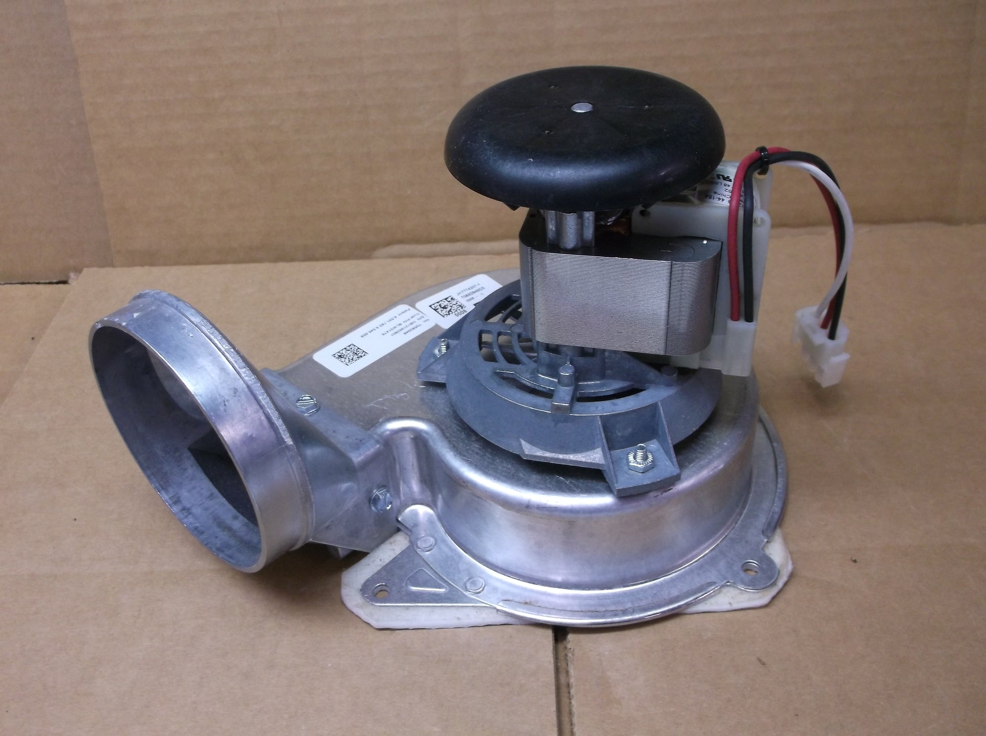 DRAFT INDUCER BLOWER ASSEMBLY 2-STAGE  VOLTAGE:120,HERTZ:60,RPM:3200/2600 2-SPEED