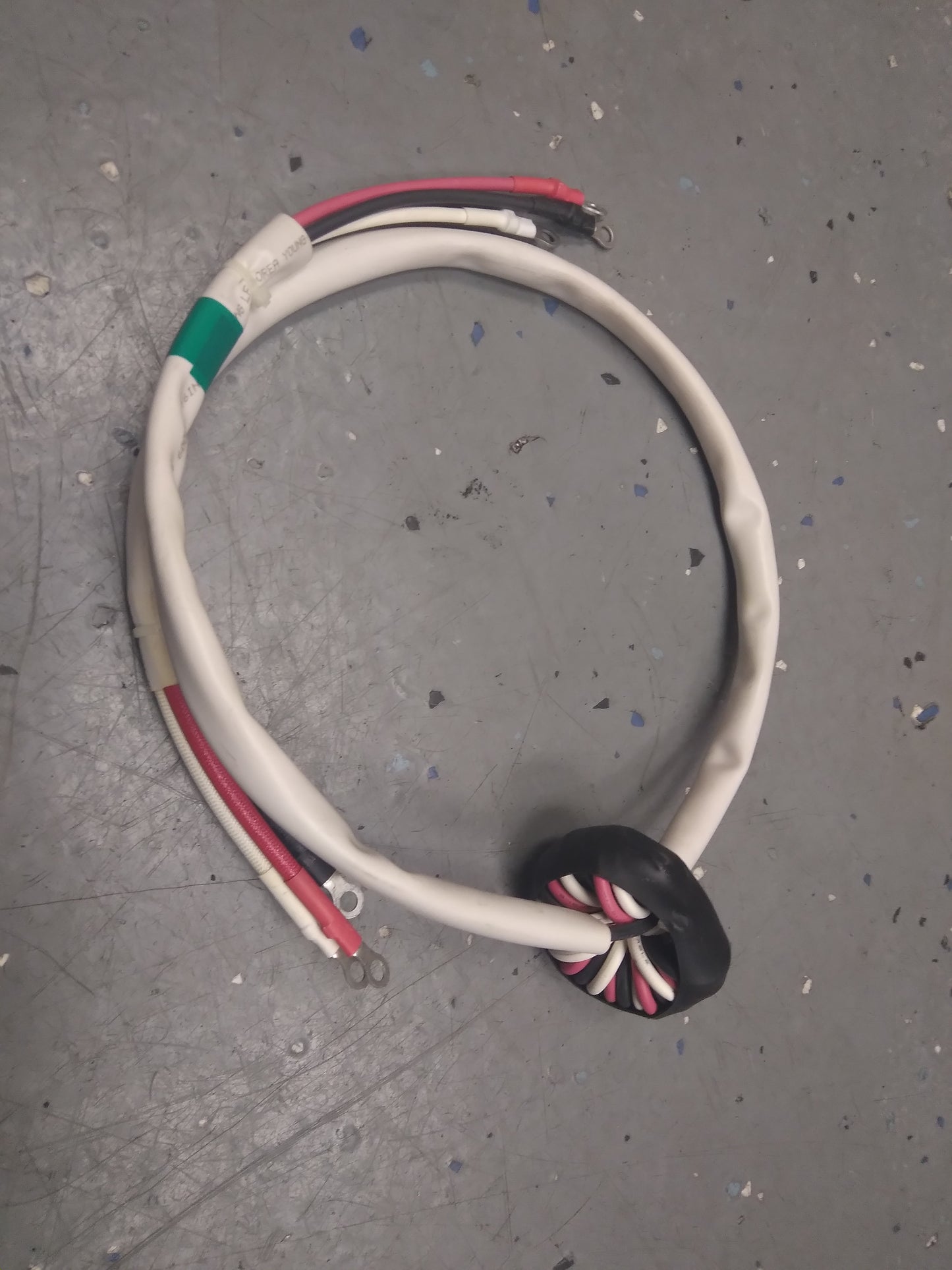 WIRE,CONNECTOR ASSY INVERTER COMP. DVM IN 