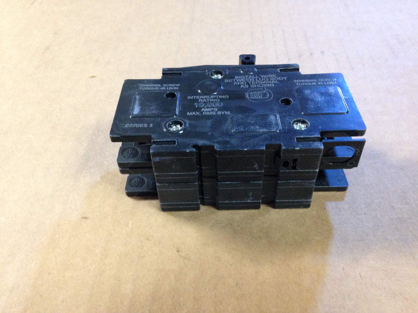 40 AMP 2 POLE DUAL CIRCUIT BREAKER, 120/240