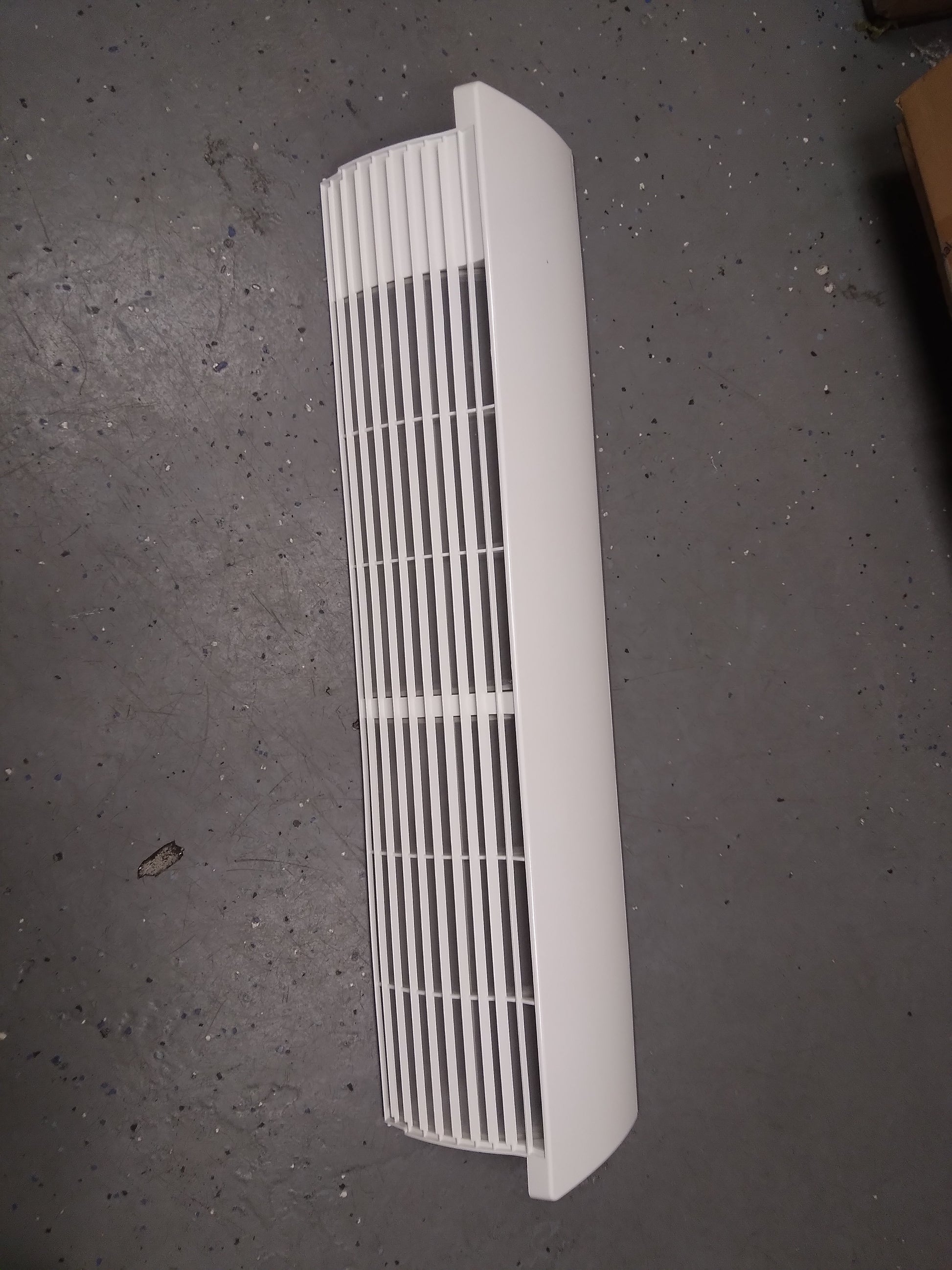 AIR INLET GRILLE ASSEMBLY 