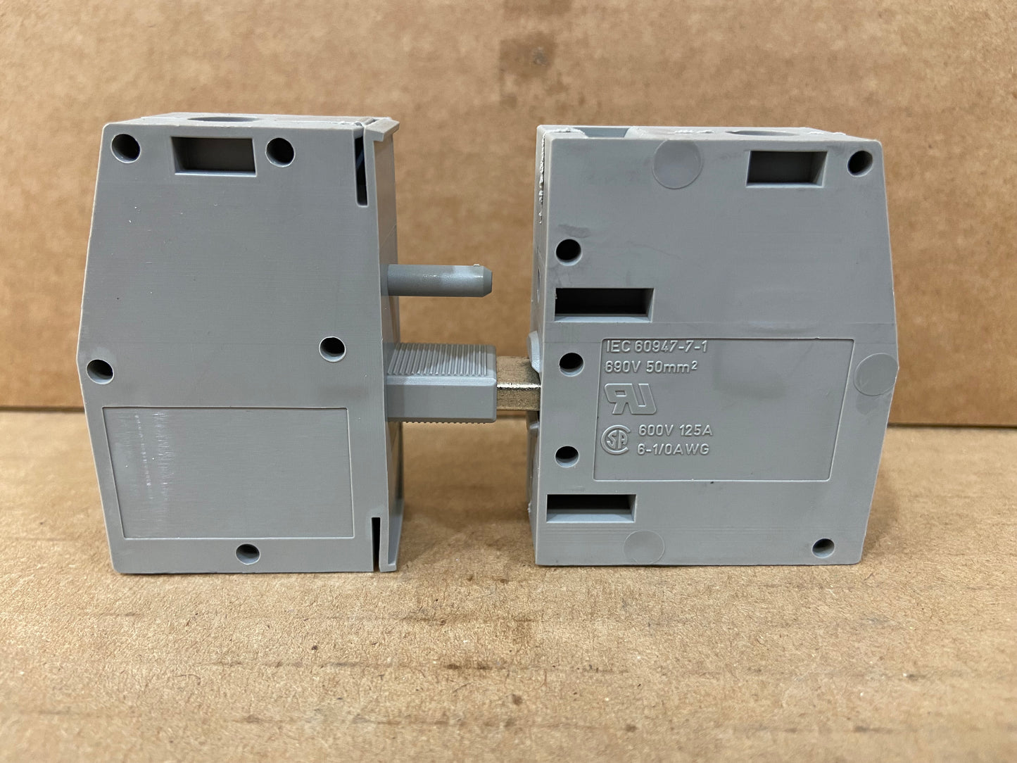 SINGLE POLE TERMINAL BLOCK 600V 125AMP