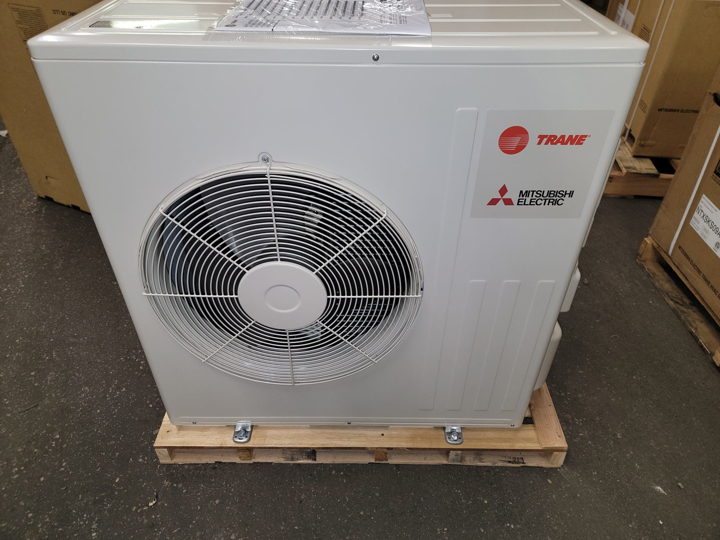 24,000 BTU SINGLE-ZONE INVERTER-DRIVEN OUTDOOR HEAT PUMP MINI SPLIT UNIT, 18 SEER 208-230/60/1 R-410A