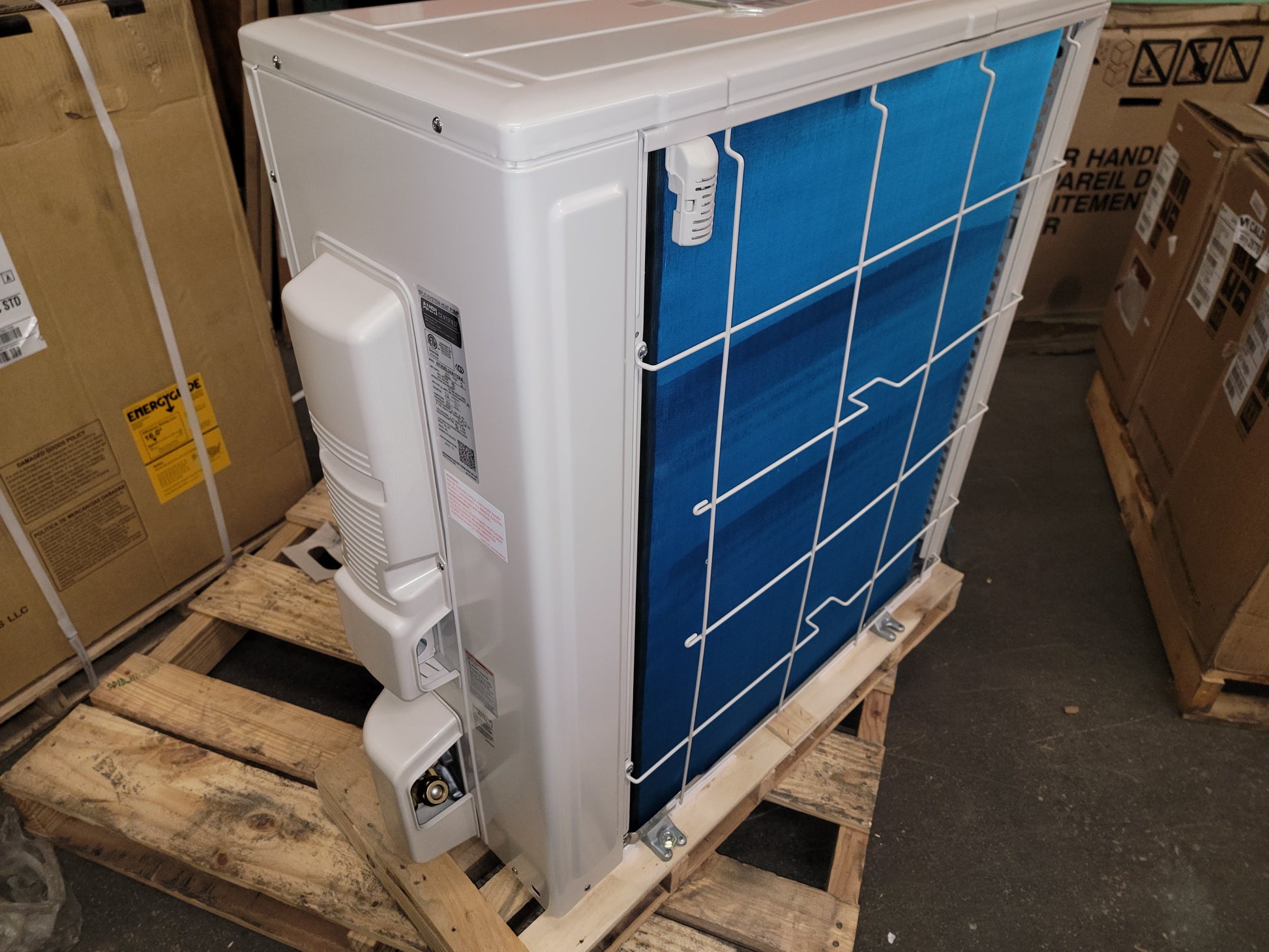 24,000 BTU SINGLE-ZONE INVERTER-DRIVEN OUTDOOR HEAT PUMP MINI SPLIT UNIT, 16 SEER 208-230/60/1 R-410A