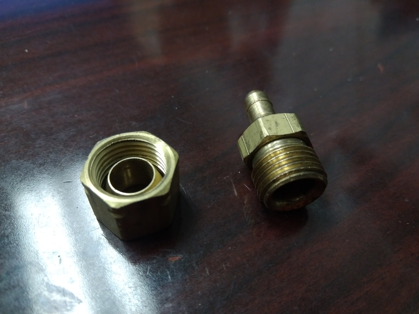 1/4" COMPRESSION ADAPTER