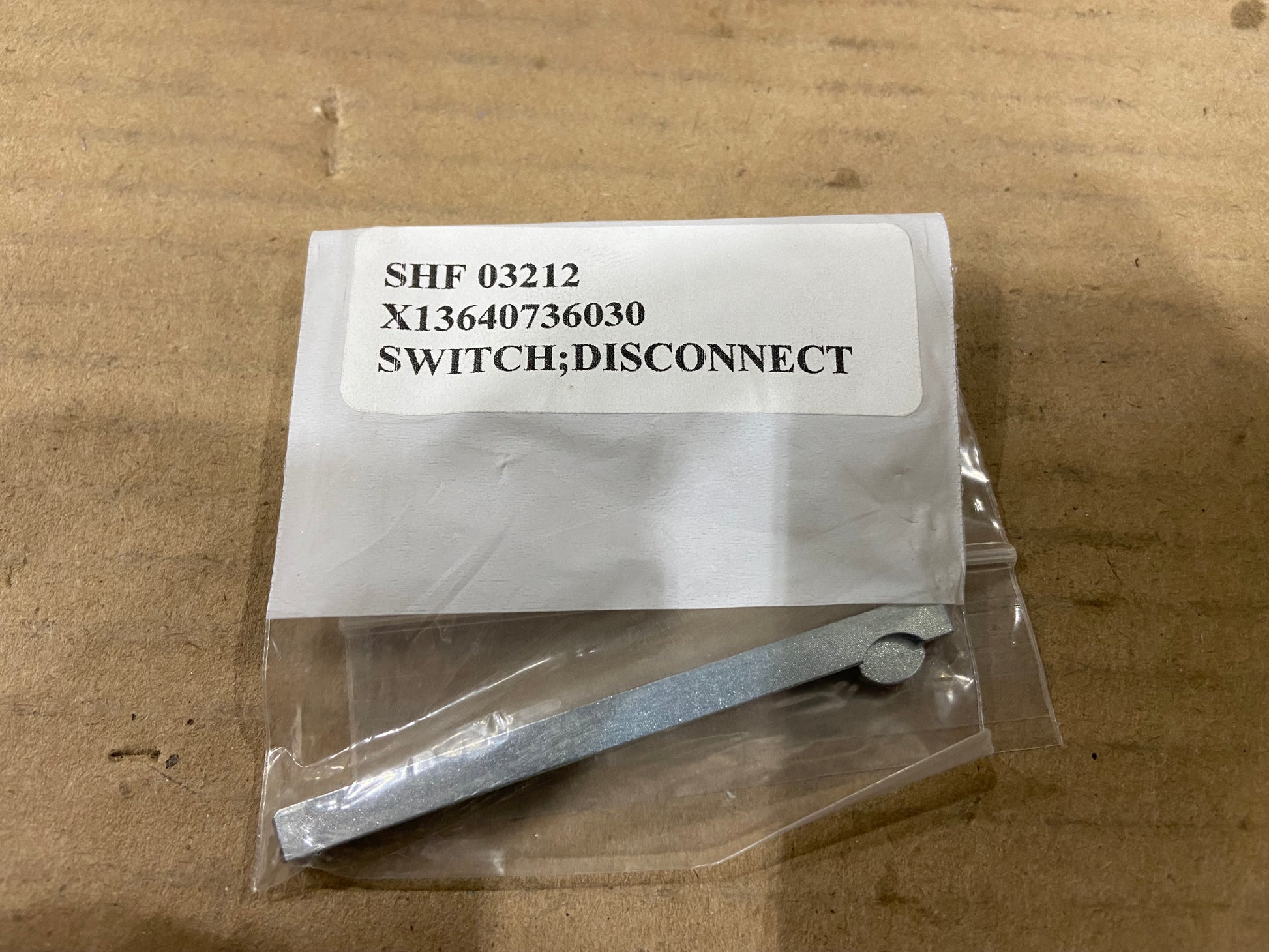 DISCONNECT SHAFT 2 7/8" LONG