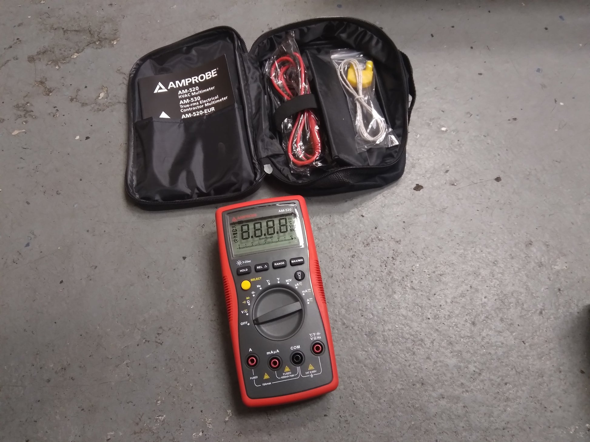 Auto/Manual Ranging HVAC Digital Multimeter, 600V AC/DC w/ Voltect NCV Detector