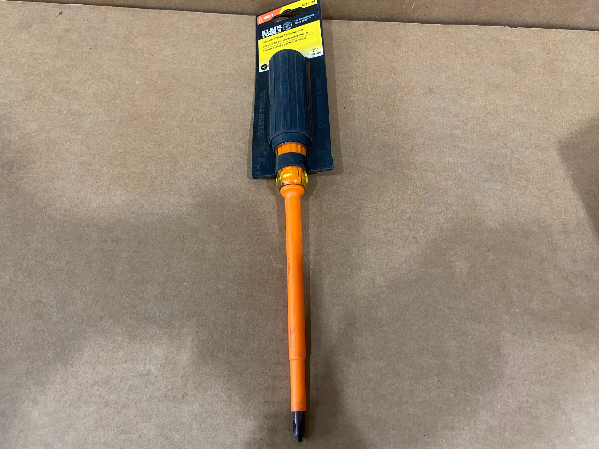 INSULATED PHILLIPS TIP SCREWDRIVER #3