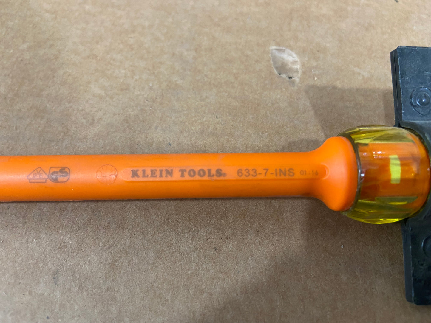 INSULATED PHILLIPS TIP SCREWDRIVER #3