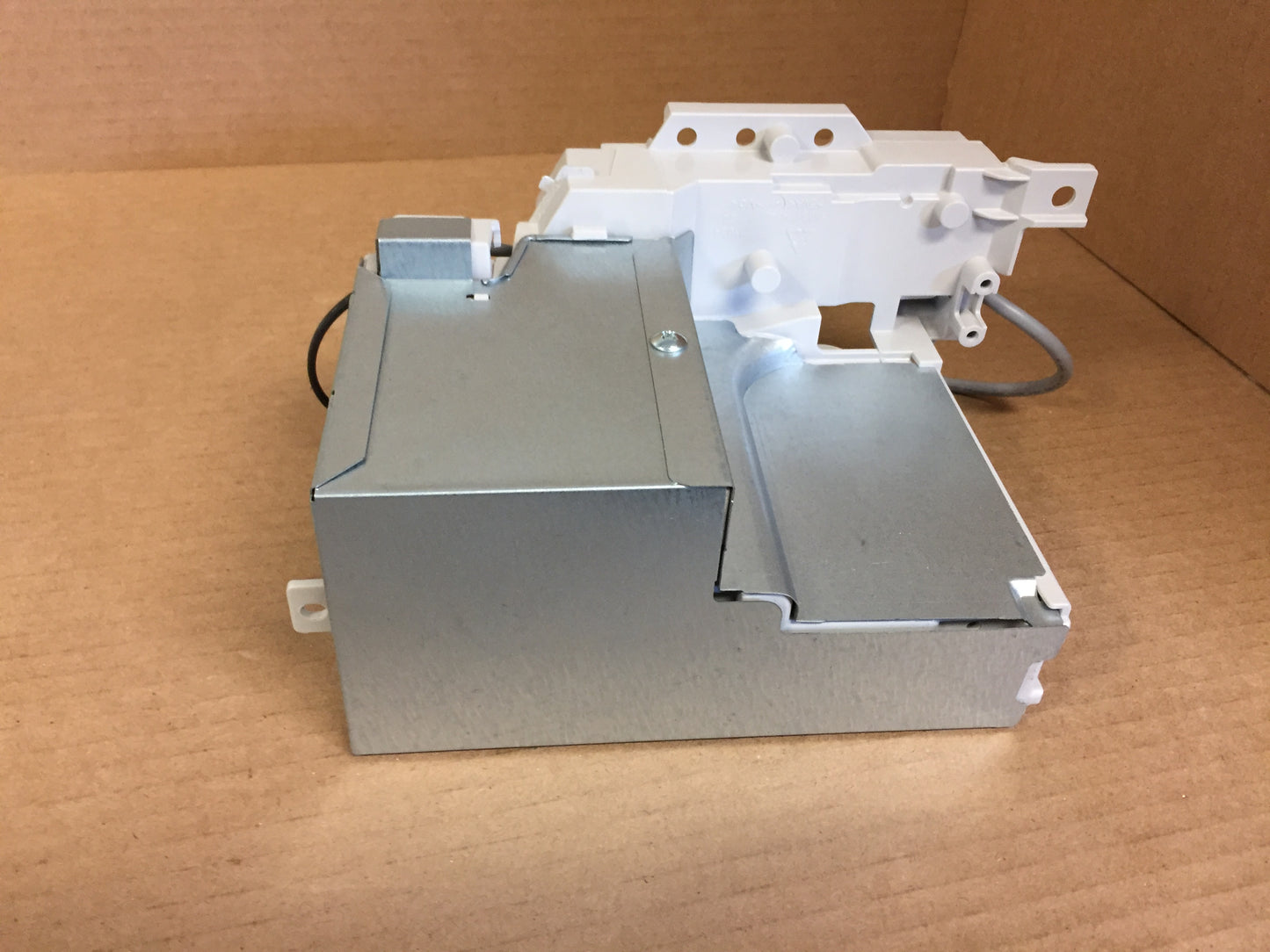 ELECTRICAL BOX ASSEMBLY