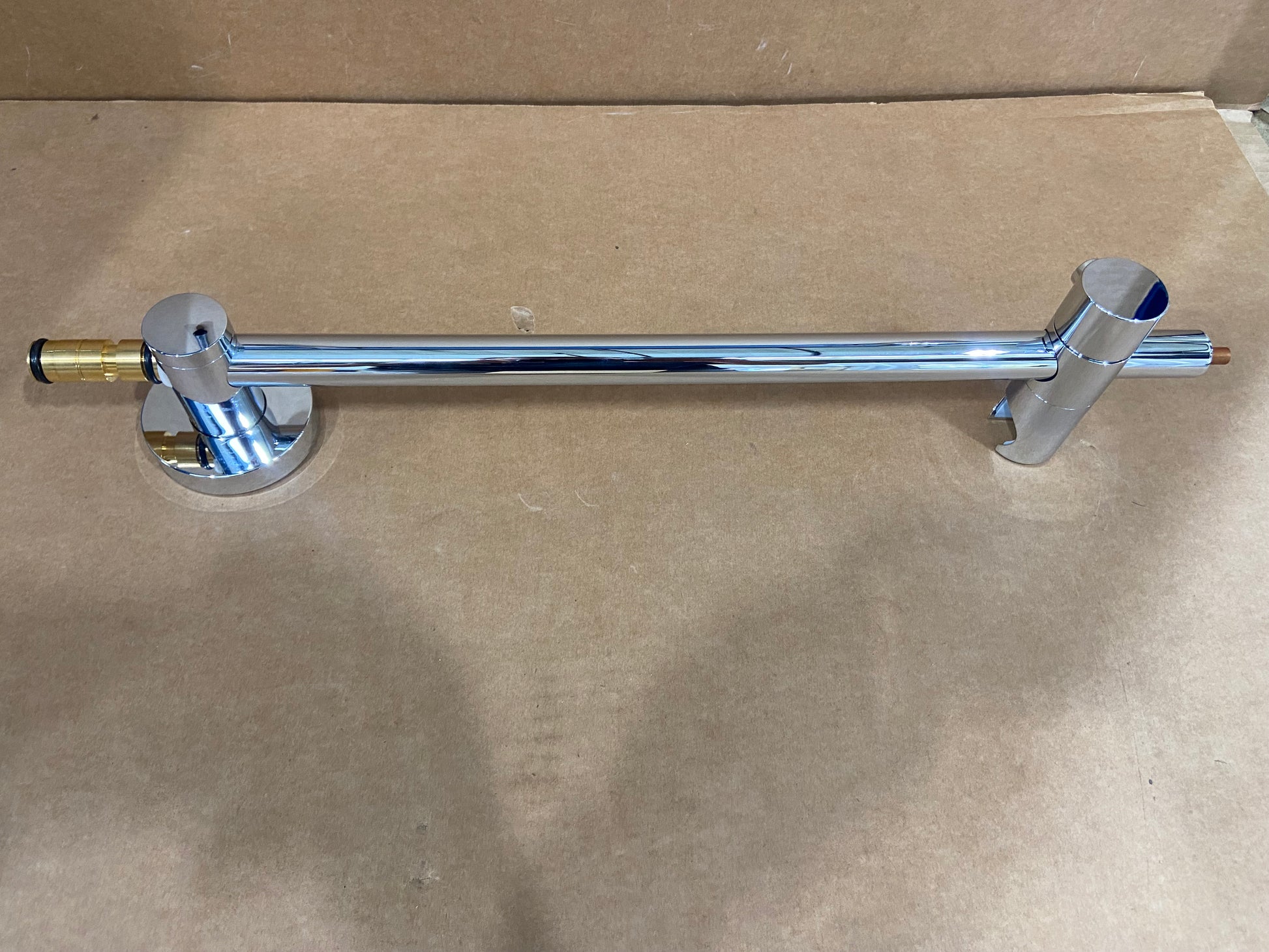 18" SLIDE BAR WITH ADJUSTABLE HAND SHOWER HOLDER