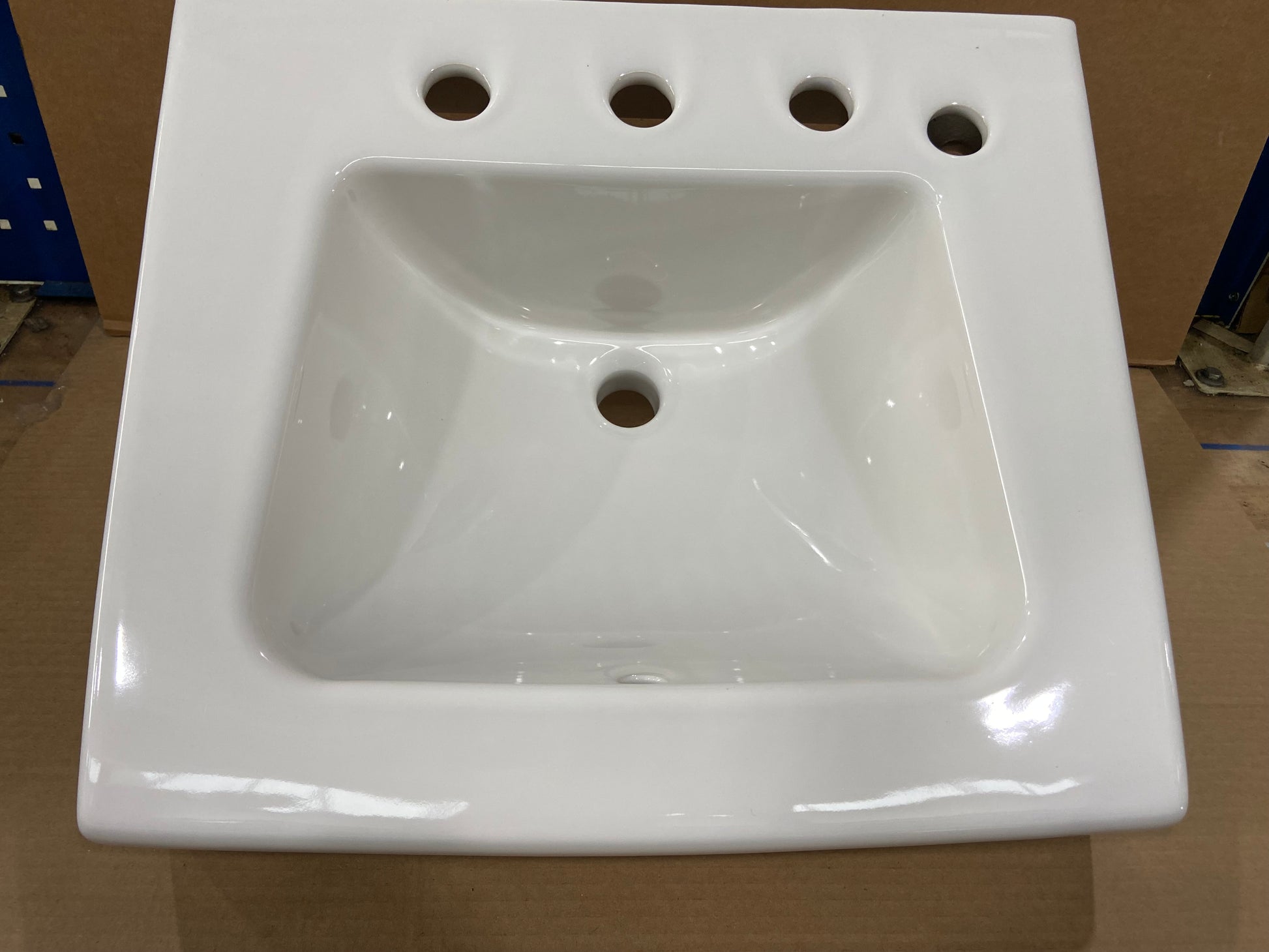 20" X 18" "ROXALYN" WALL HUNG BATHROOM SINK