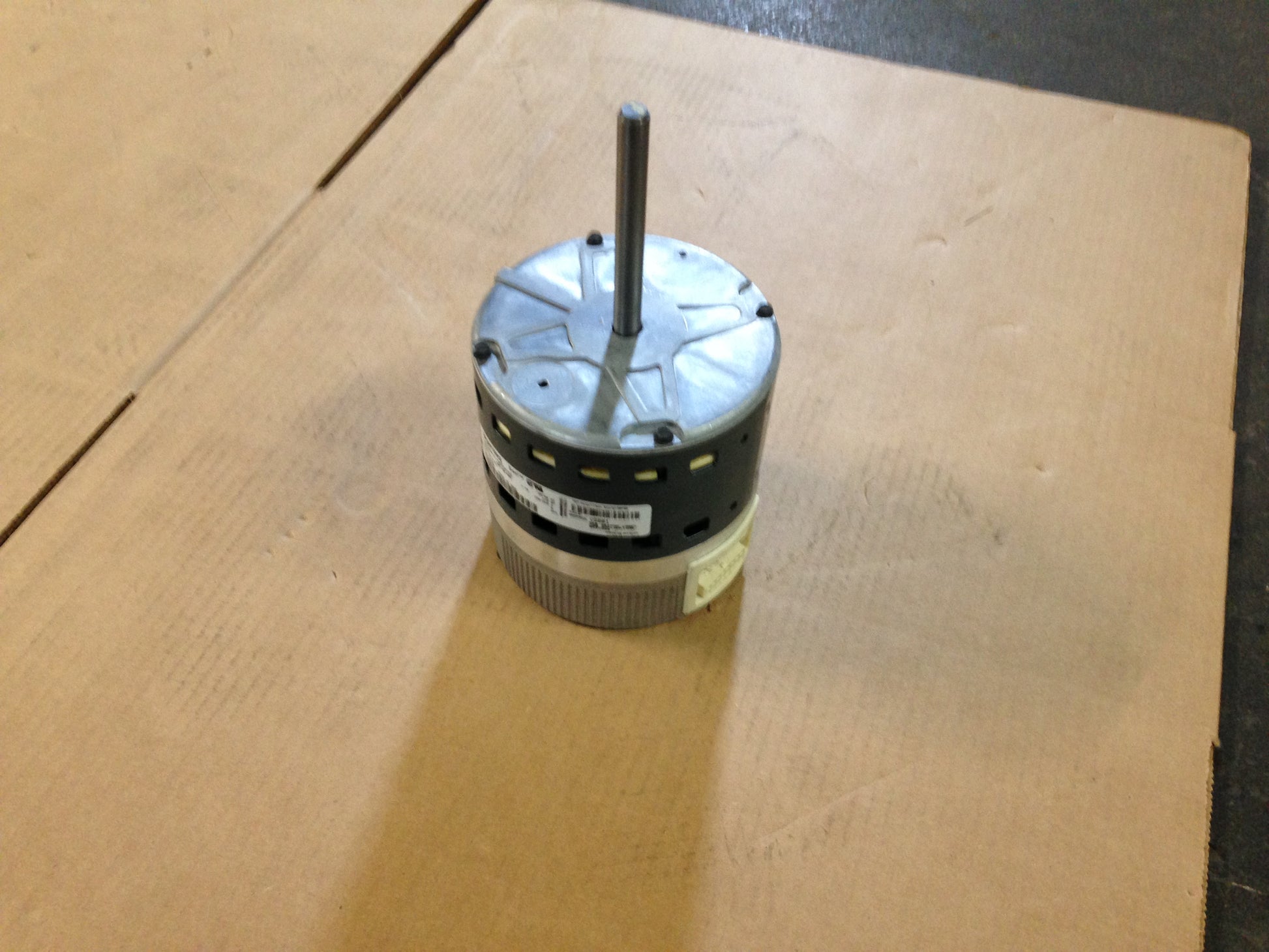 1/2 HP ECM PROGRAMMABLE ELECTRIC MOTOR, 120-240/50-60/1