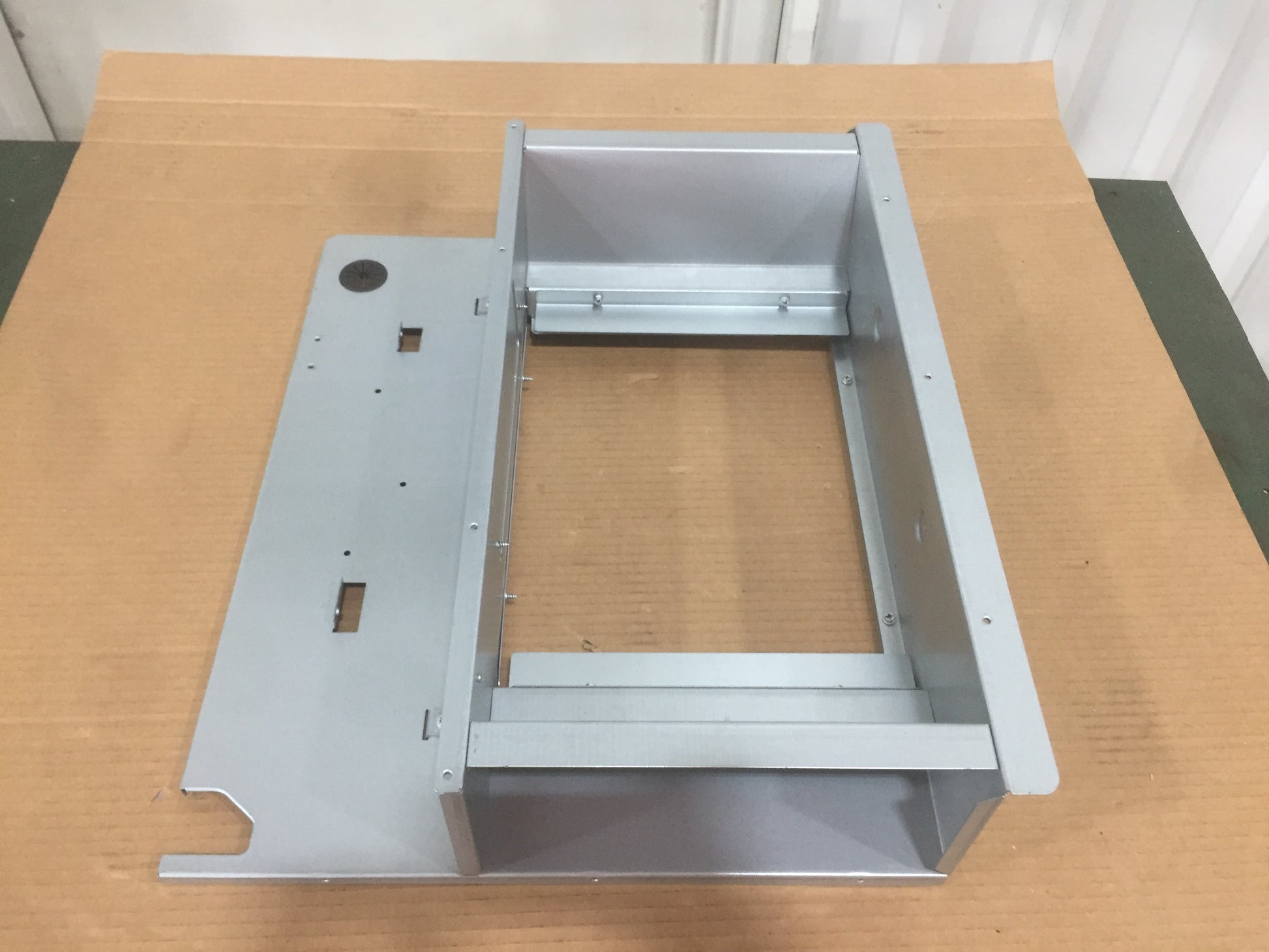 BLOWER HEATER SHELF ASSEMBLY