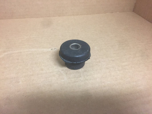 VIBRATION ISOLATOR MOUNT 