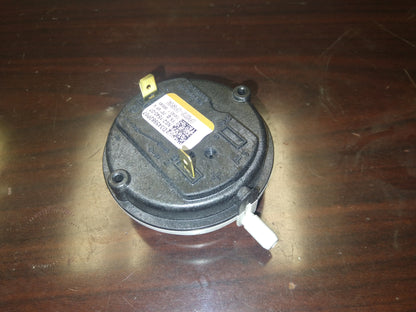 PRESSURE SWITCH .70"WC, 1-PORT, SPST, 28VA AT 24VAC, NORMALLY OPEN