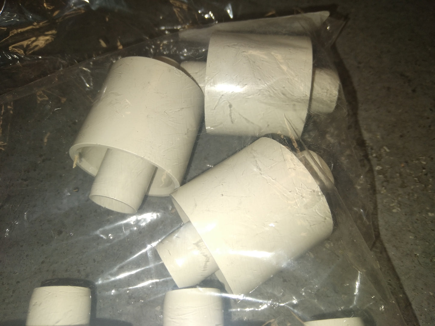 14MM DRAIN HOSE CONNECTORS, 10 PER PACK