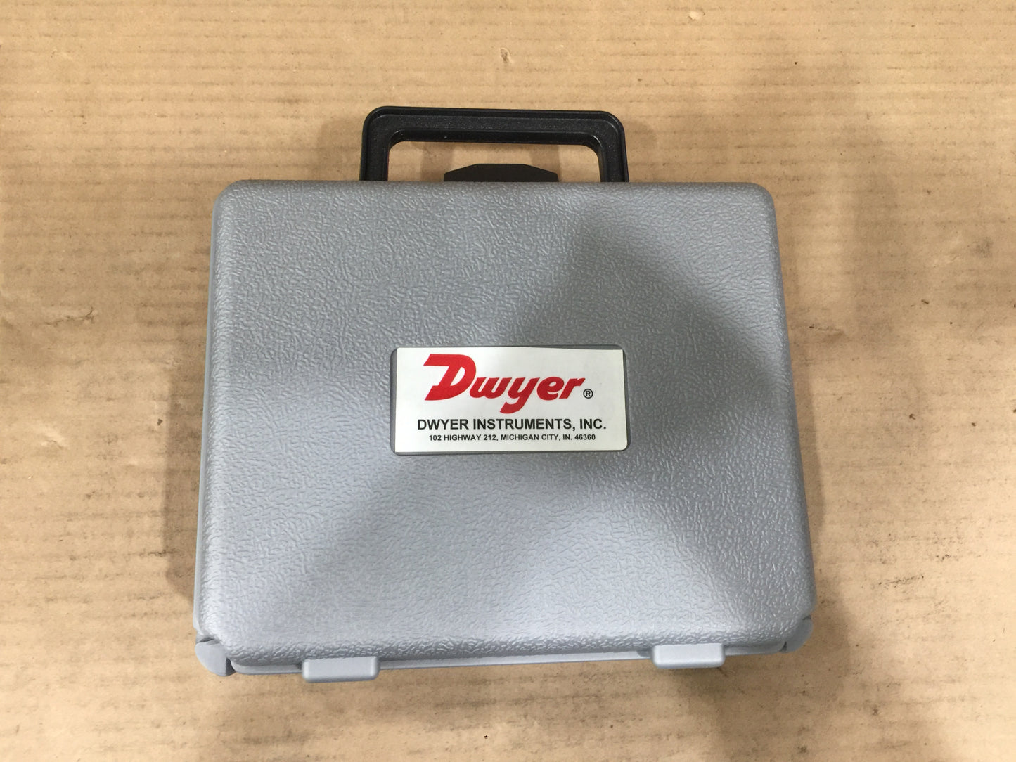 DWYER A-434  PORTABLE KIT FOR MINIHELI II GAUGES