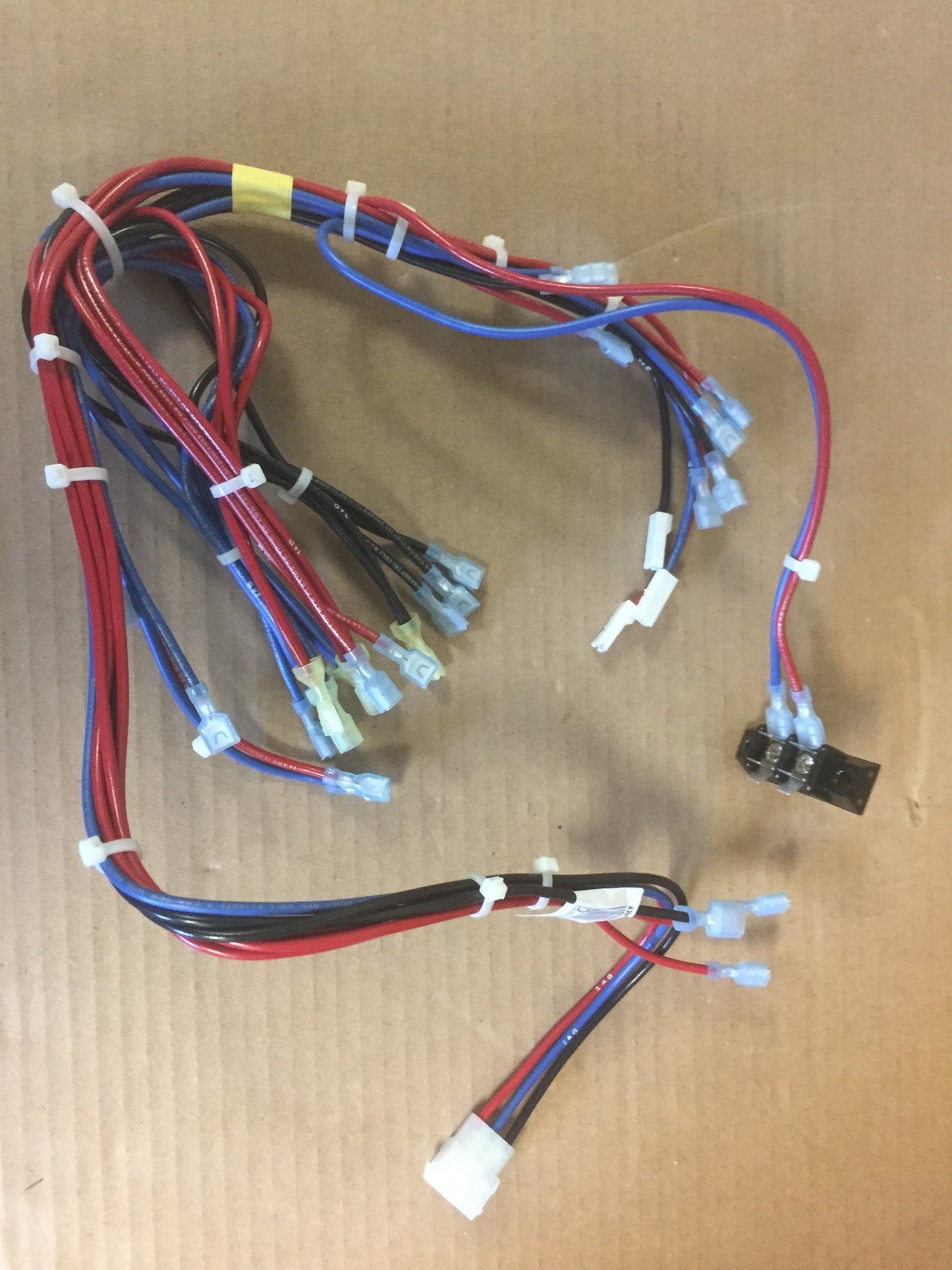 WIRE HARNESS