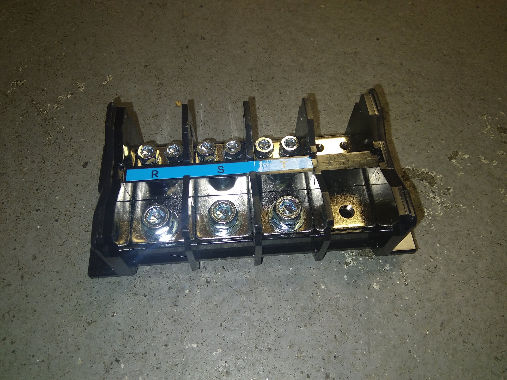 BLOCK TERMINAL 600V 150 AMP 3POLE