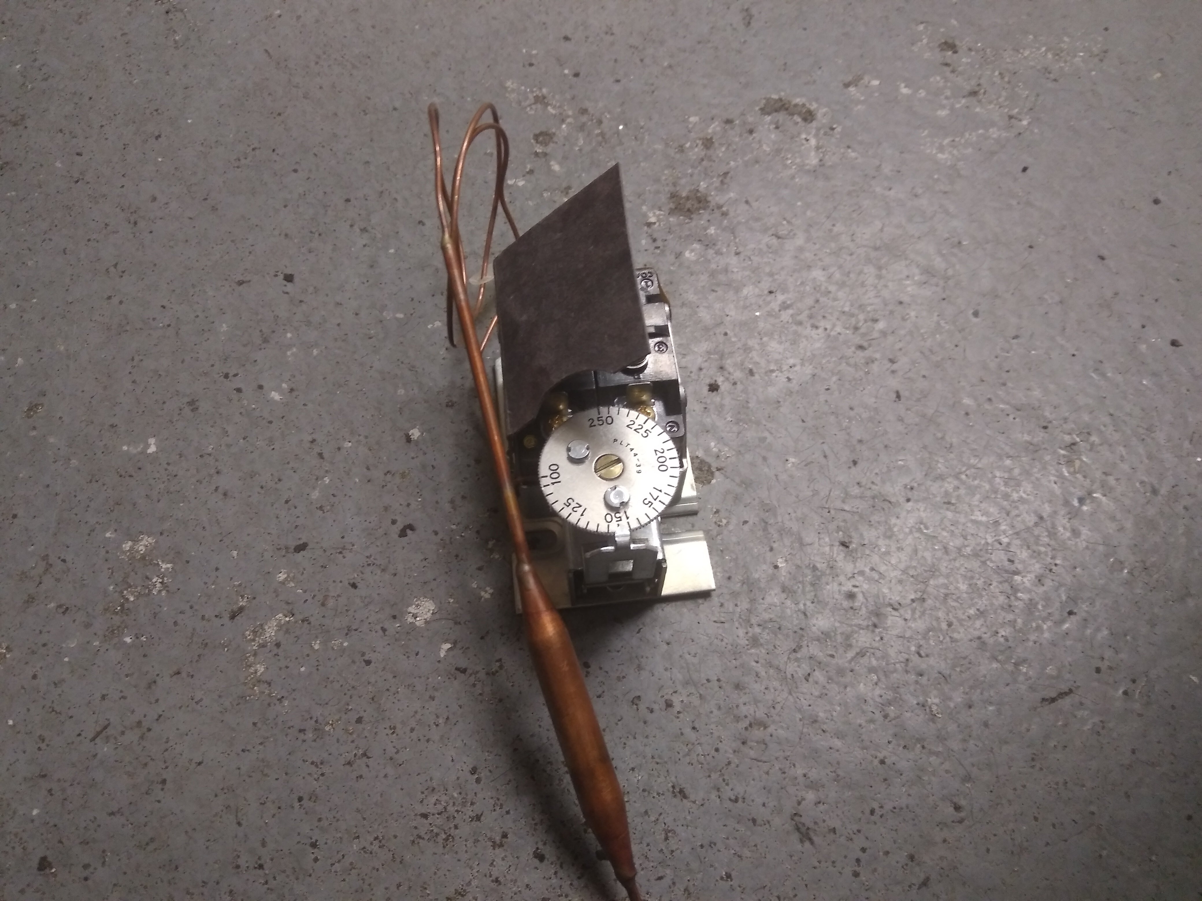 125 VA ACTUATED TEMPERATURE SWITCH Surplus City Liquidators