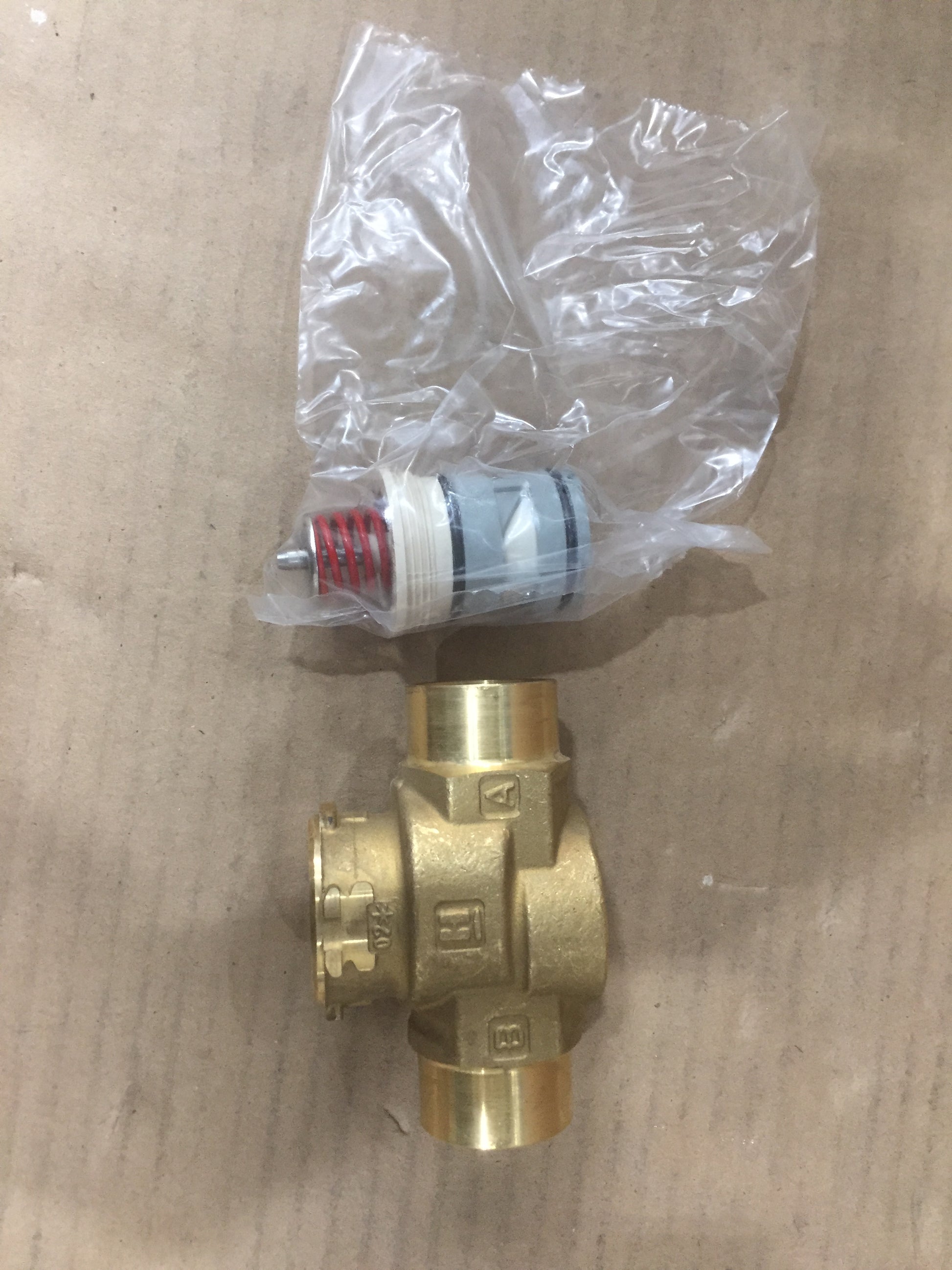 2-WAY ACTUATOR BRASS VALVE