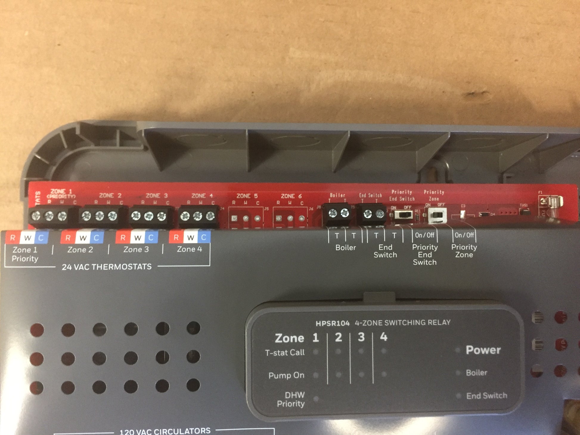 HONEYWELL HYDRONIC PRO SWITCHING RELAY PANEL