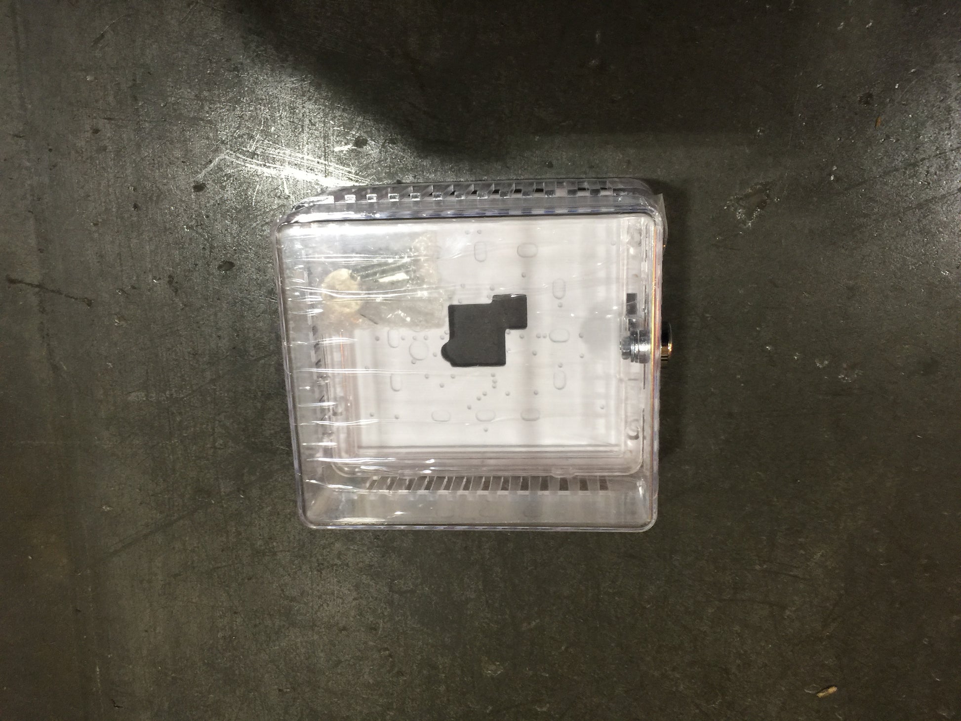 PLASTIC THERMOSTAT GUARD