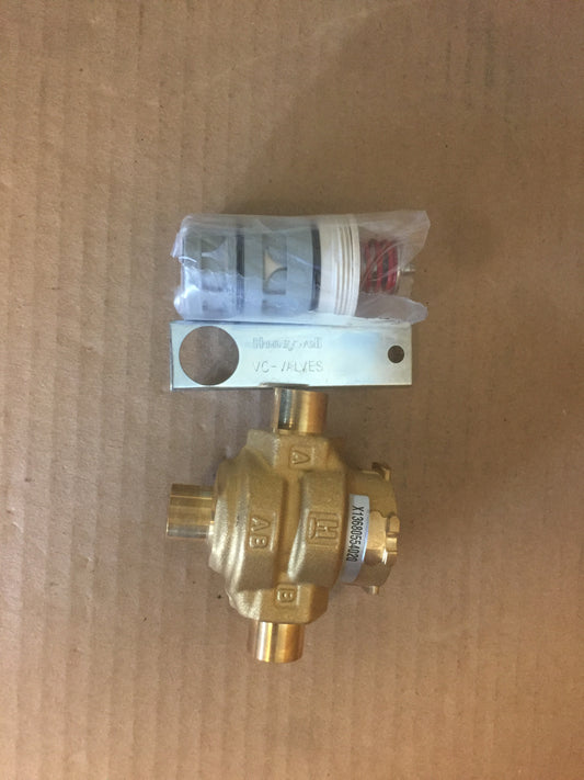 3 WAY VALVE ASSEMBLY