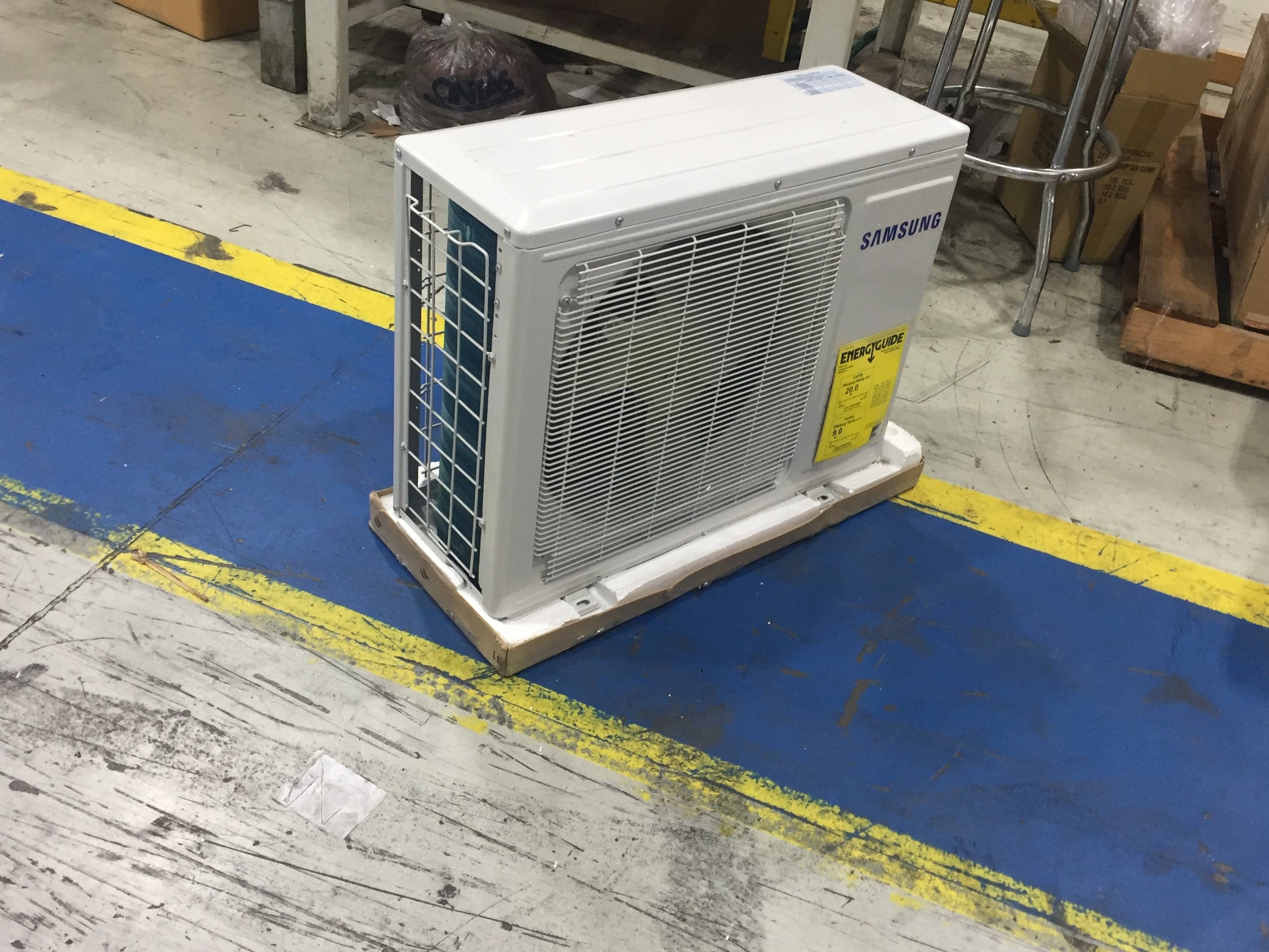 9,000 BTU SINGLE ZONE OUTDOOR MINI-SPLIT HEAT PUMP, 20 SEER 208-230/60/1 R-410A 459 CFM