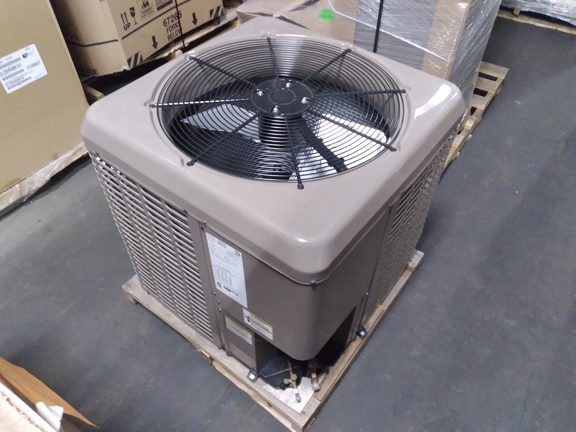 2-1/2 TON SPLIT-SYSTEM AIR CONDITIONER, 13 SEER 460/60/3 R-410A 2850 CFM