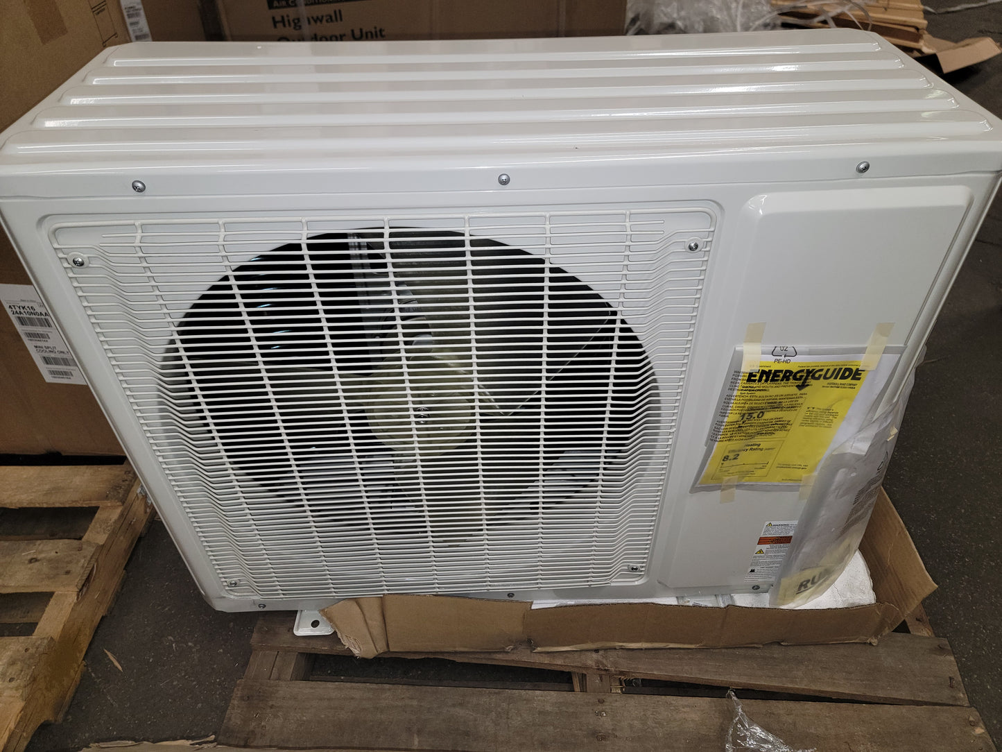 30,000 BTU MULTI-ZONE INVERTER OUTDOOR MINI-SPLIT HEAT PUMP UNIT, 15 SEER 208-230/60/1 R-410A