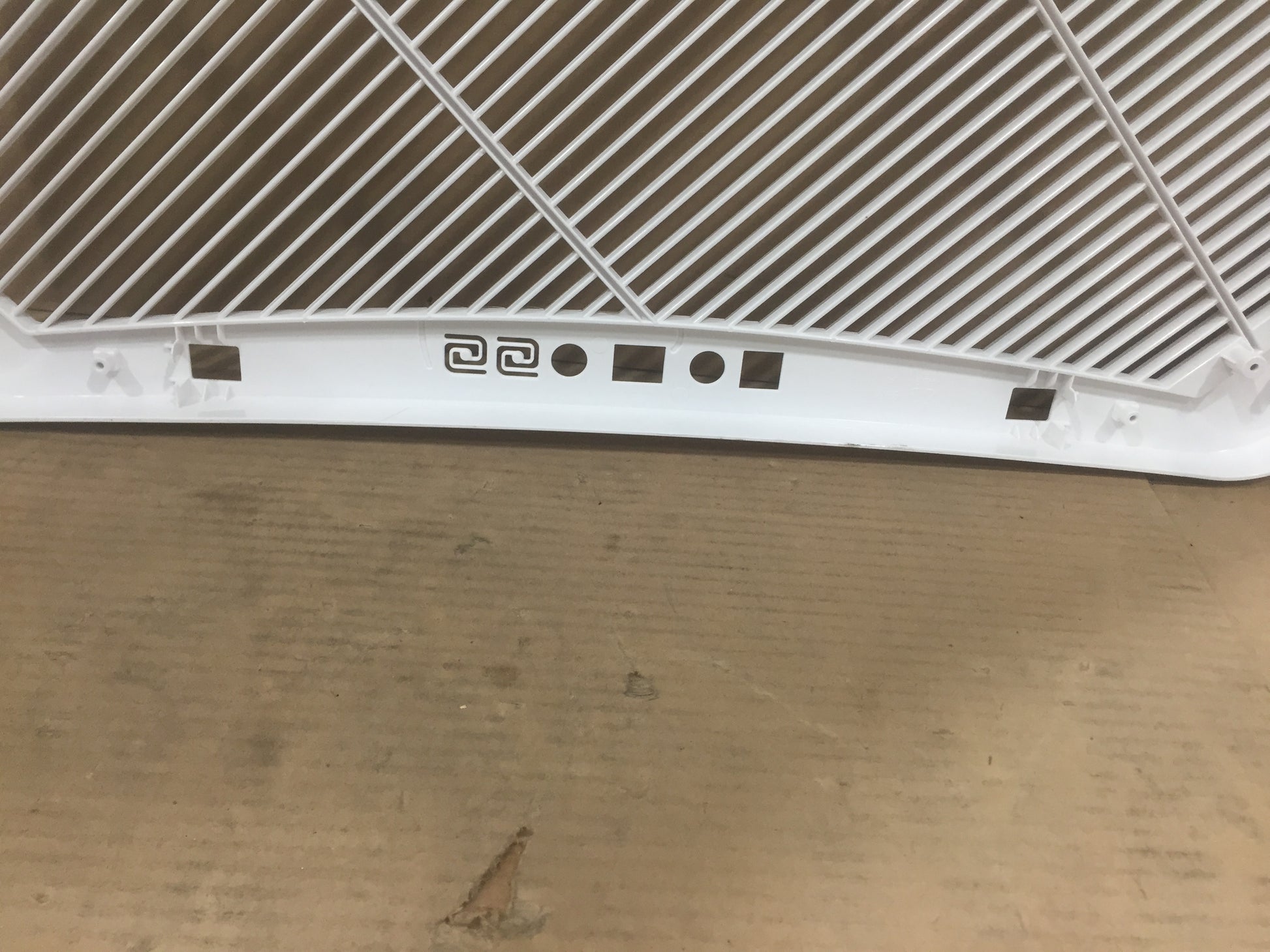 TRANE 26909486 FRONT GRILLE 209160