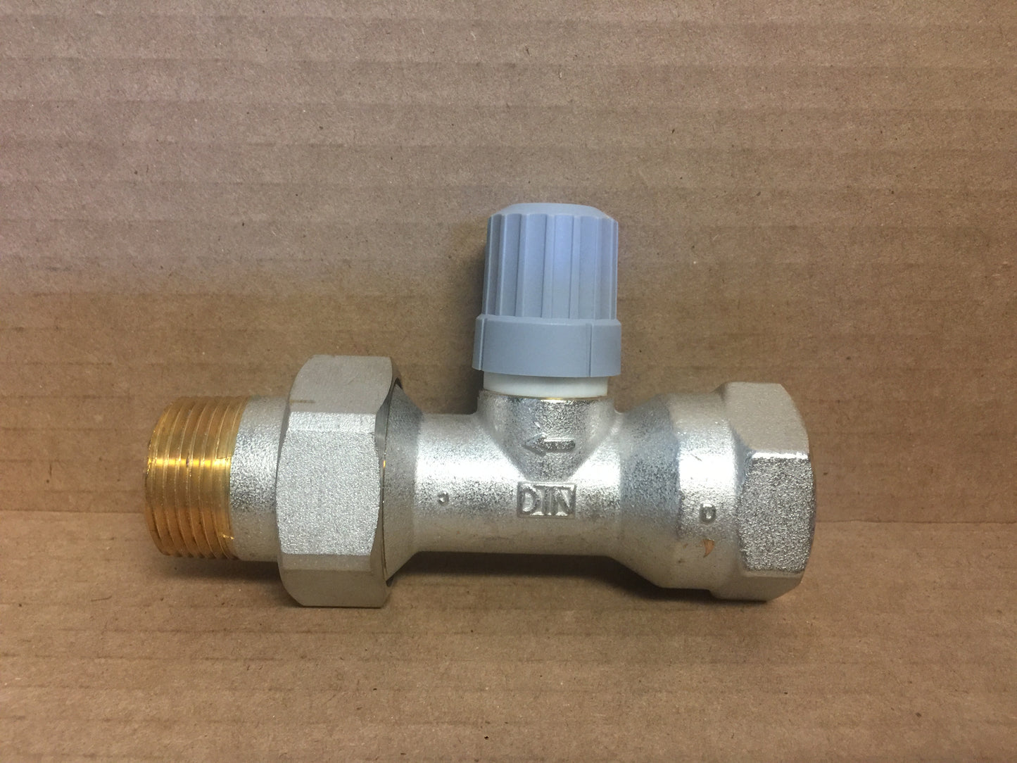 VALVE; 1" STRAIGHT THERMOSTATIC RADIATOR VALVE