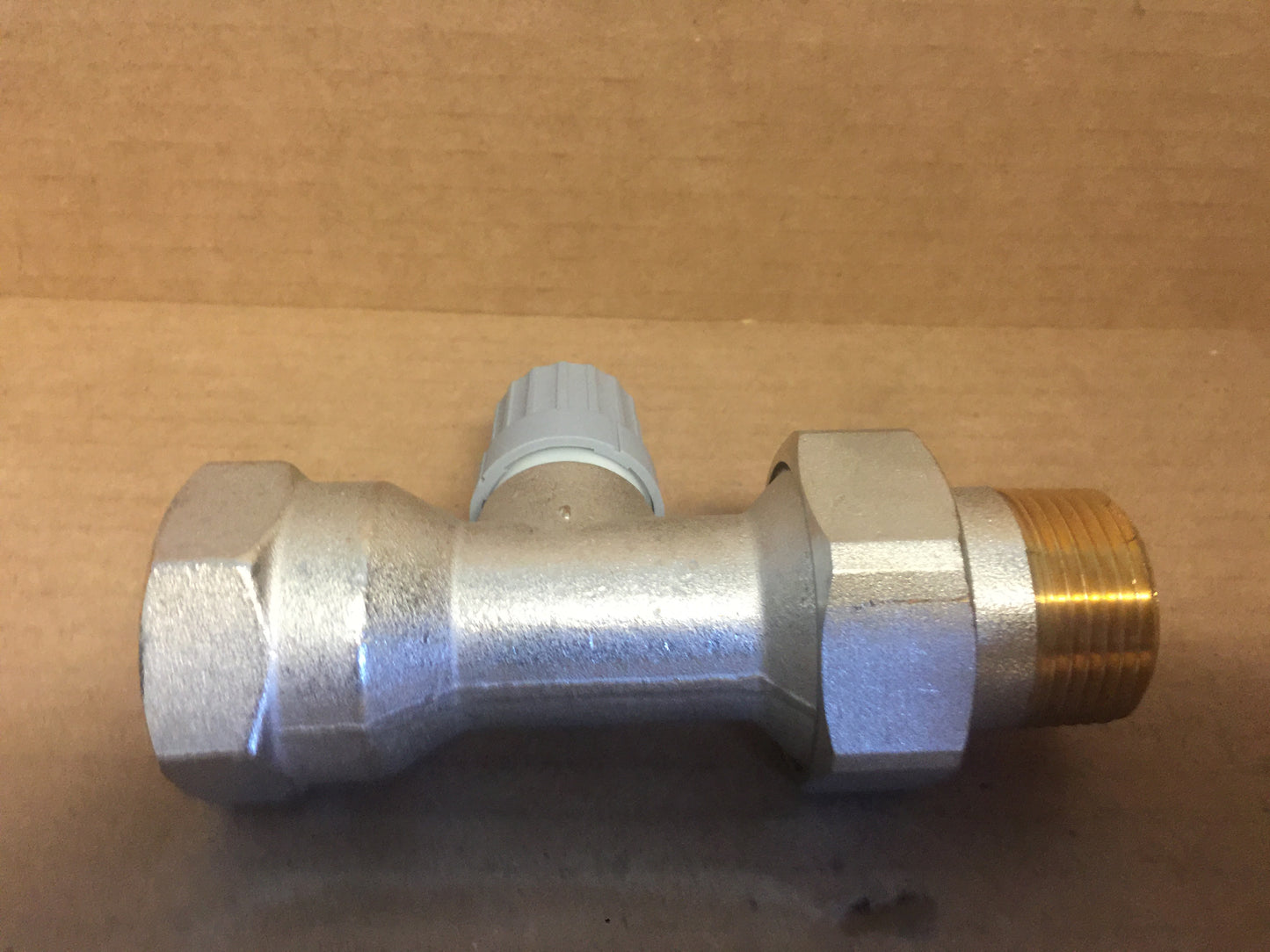 VALVE; 1" STRAIGHT THERMOSTATIC RADIATOR VALVE