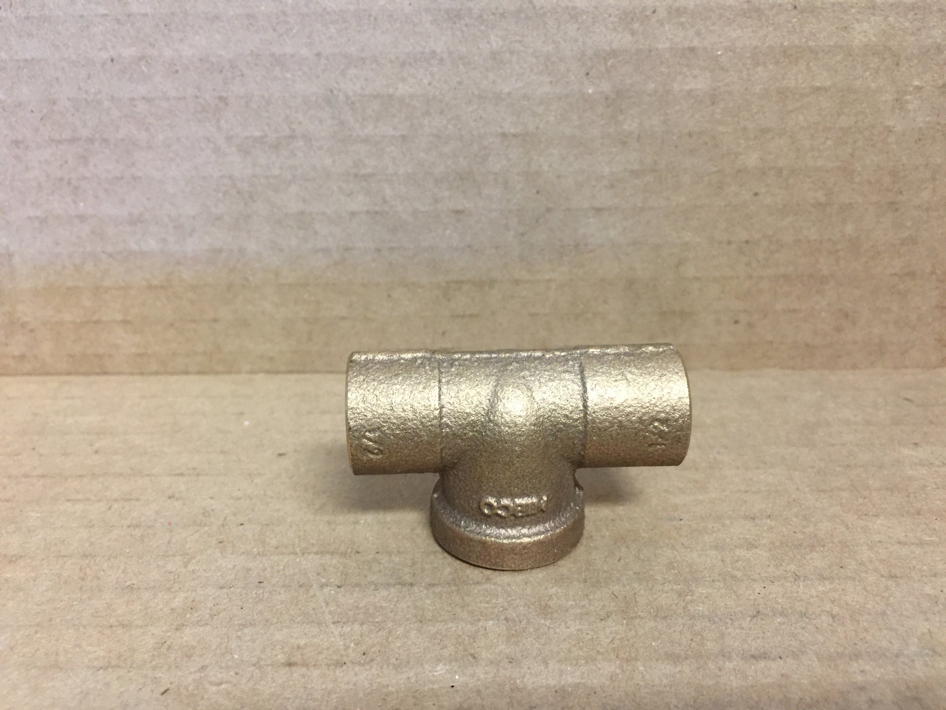 1/2"  BRASS TEE