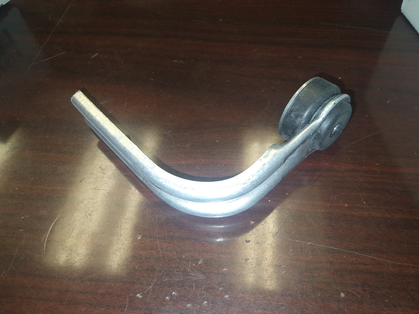 MOTOR ARM BRACKET 