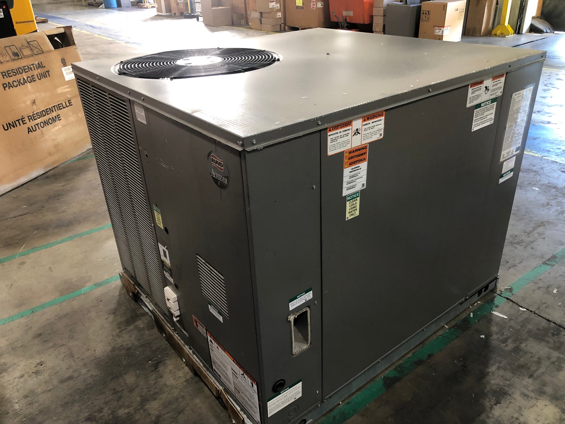 4 TON "CLASSIC" SERIES CONVERTIBLE PACKAGED GAS/ELECTRIC AIR CONDITIONING UNIT/W CONSTANT TORQUE X-13 MOTOR, 14.0 SEER 460/60/3 R-410A CFM 1600