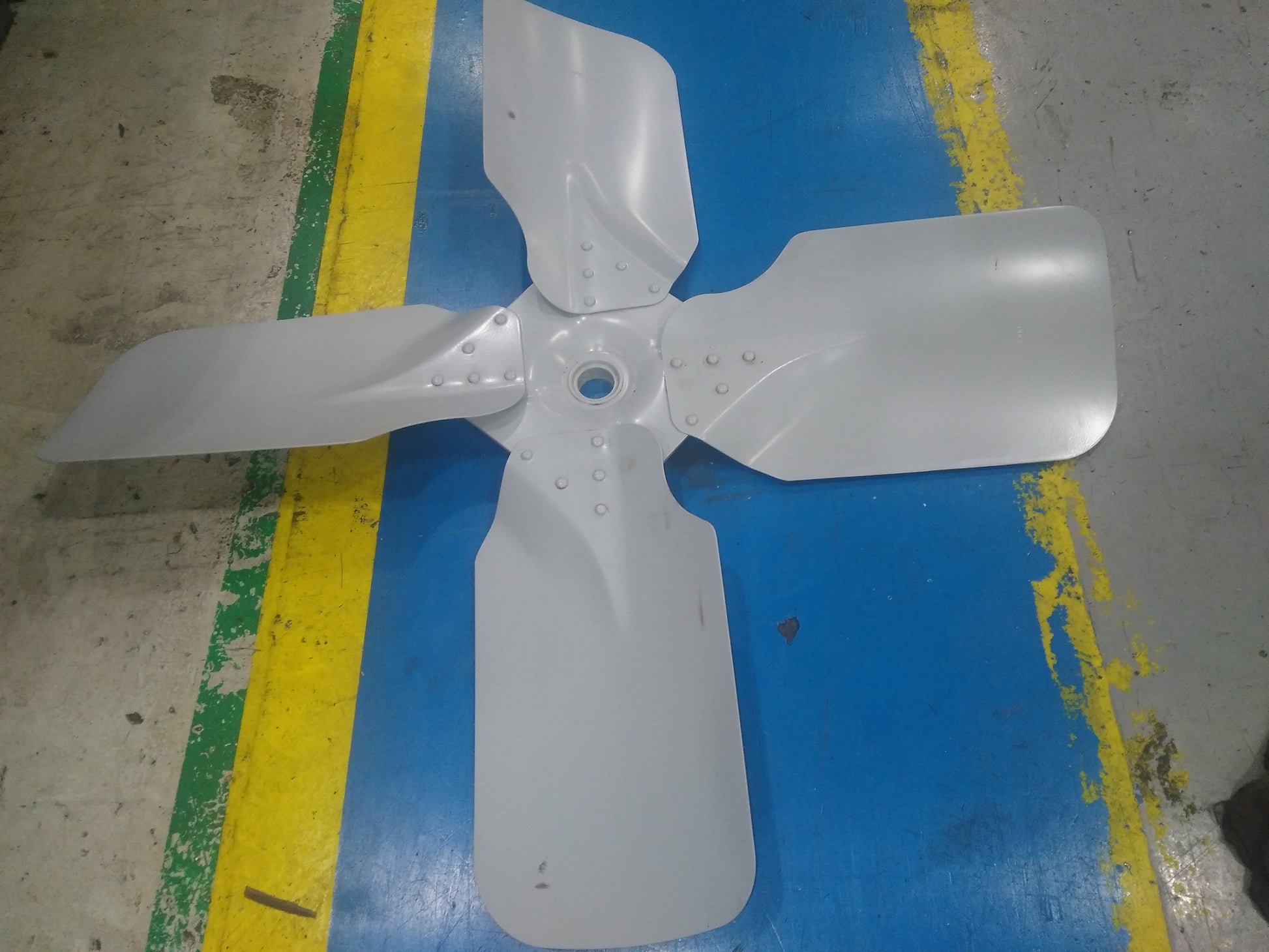 PROPELLER;42" DIA 27 DEGREE PITCH 4 BLADE