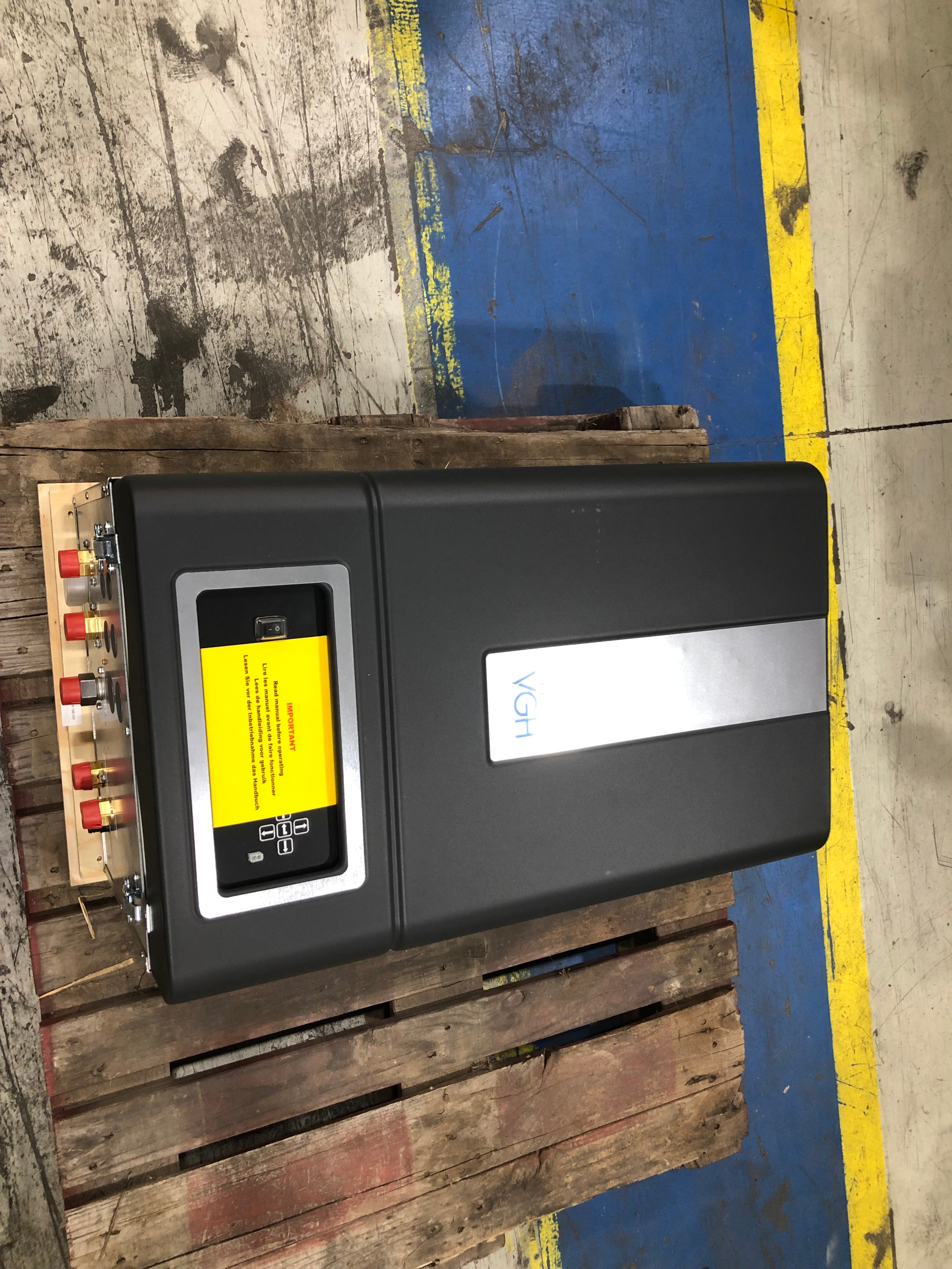150,000 BTU Wall Mnt Stnl Steel Hi Eff Mod Cond Dir Vent Gas Hot