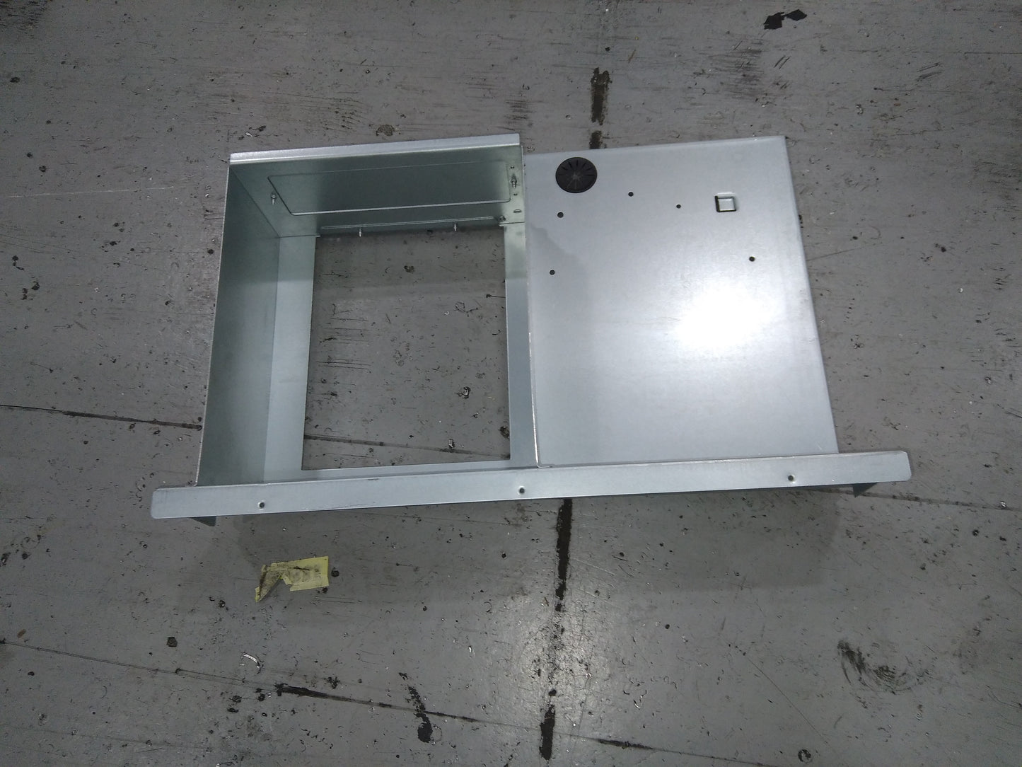 BLOWER HEATER SHELF ASSEMBLY 