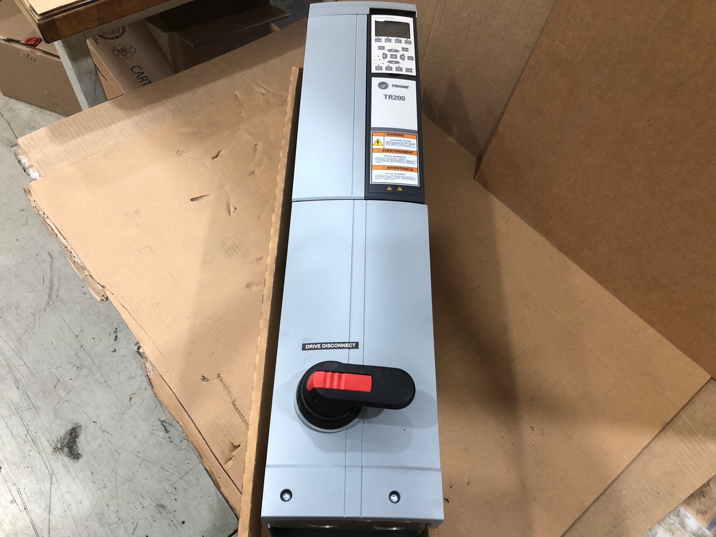 NEMA 1 VERTICAL "TR200 SERIES" VARIABLE FREQUENCY DRIVE 460/50-60/3