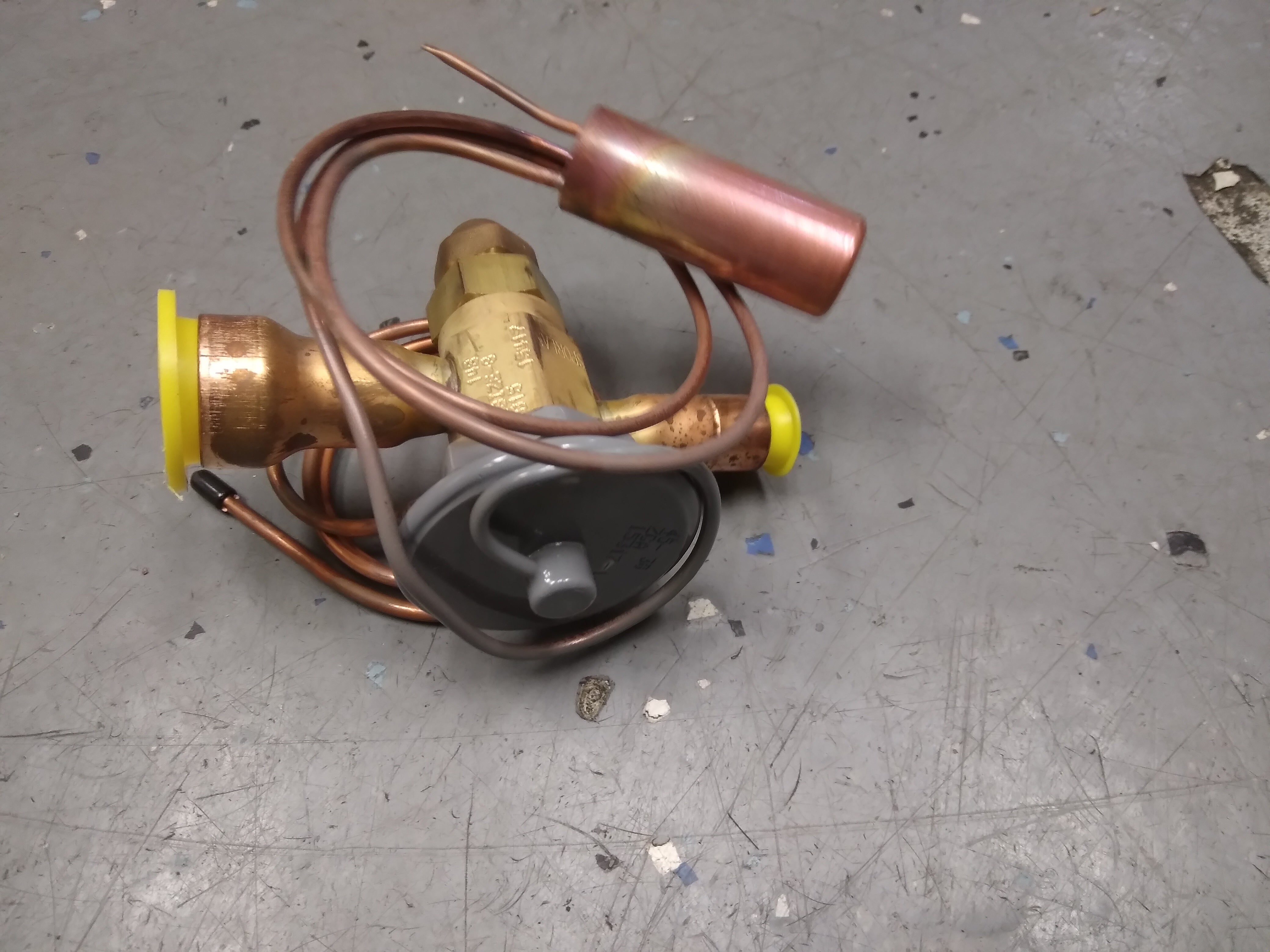 8 Ton Thermal Expansion Valve R-401A 15% Bleed – Surplus City