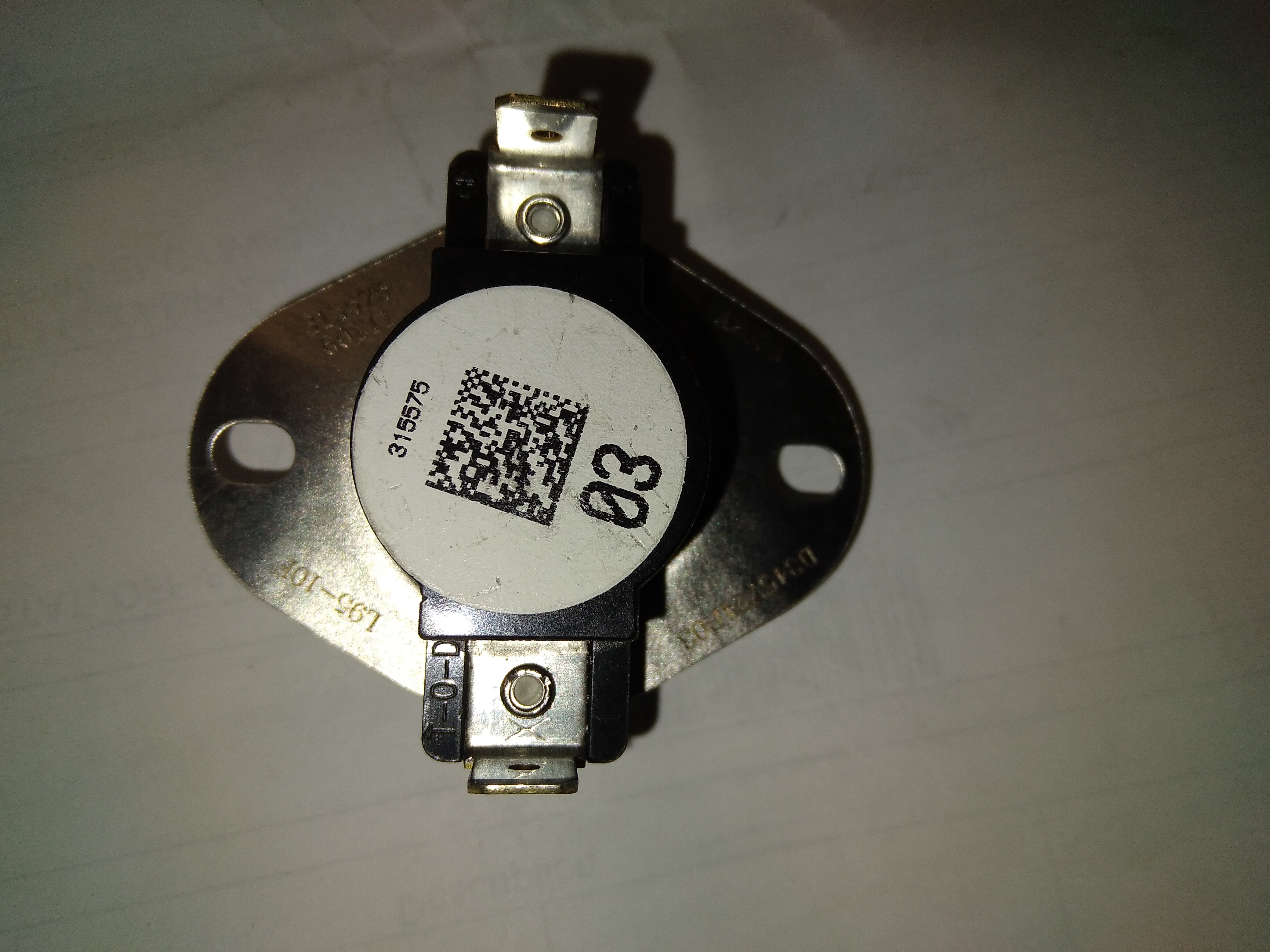 LIMIT SWITCH L95-10F 95F OPEN, 85F CLOSED – Surplus City