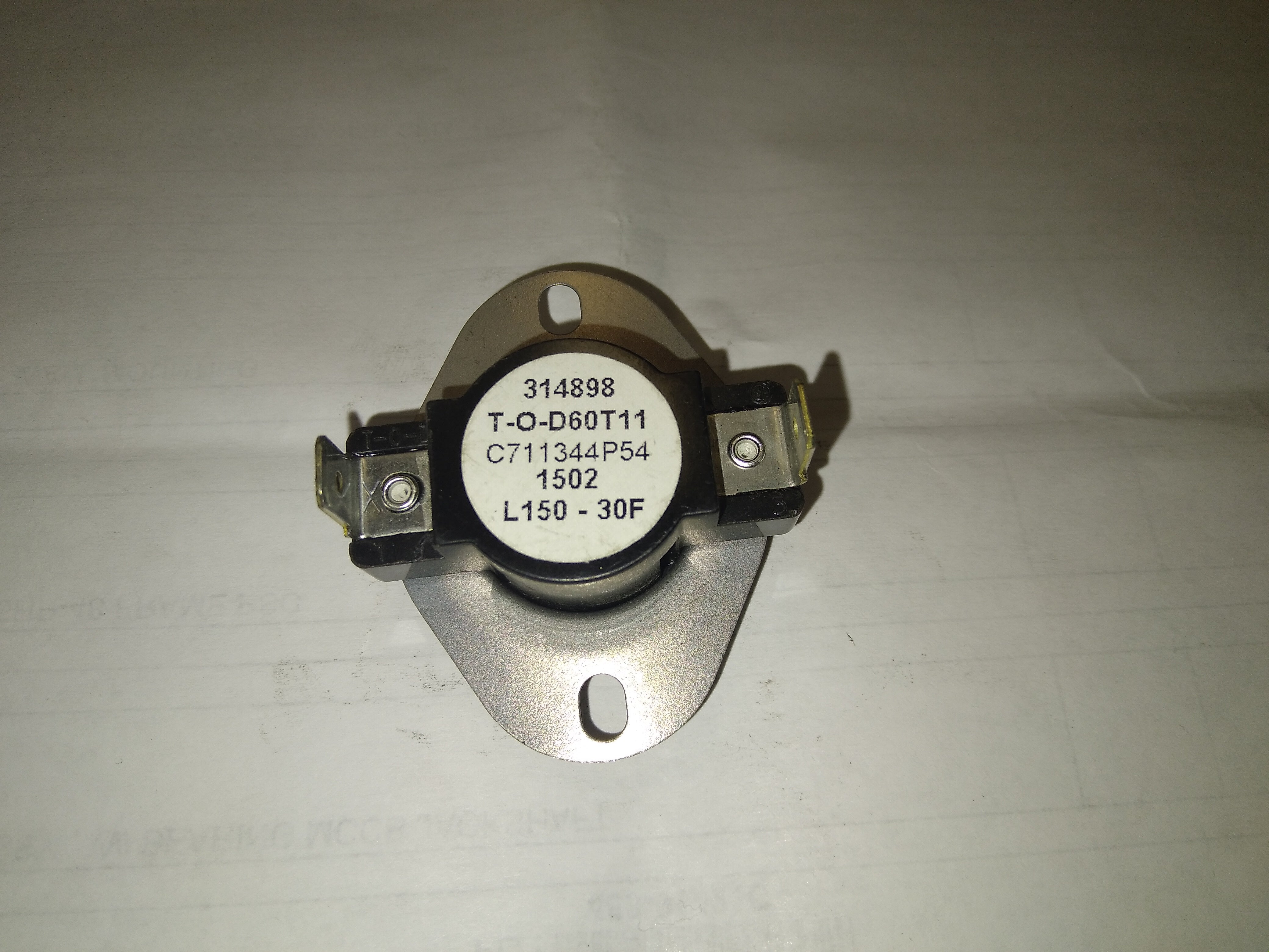 Snap Disc Limit Switch L150-30F, 150F Open, 120F Closed – Surplus City