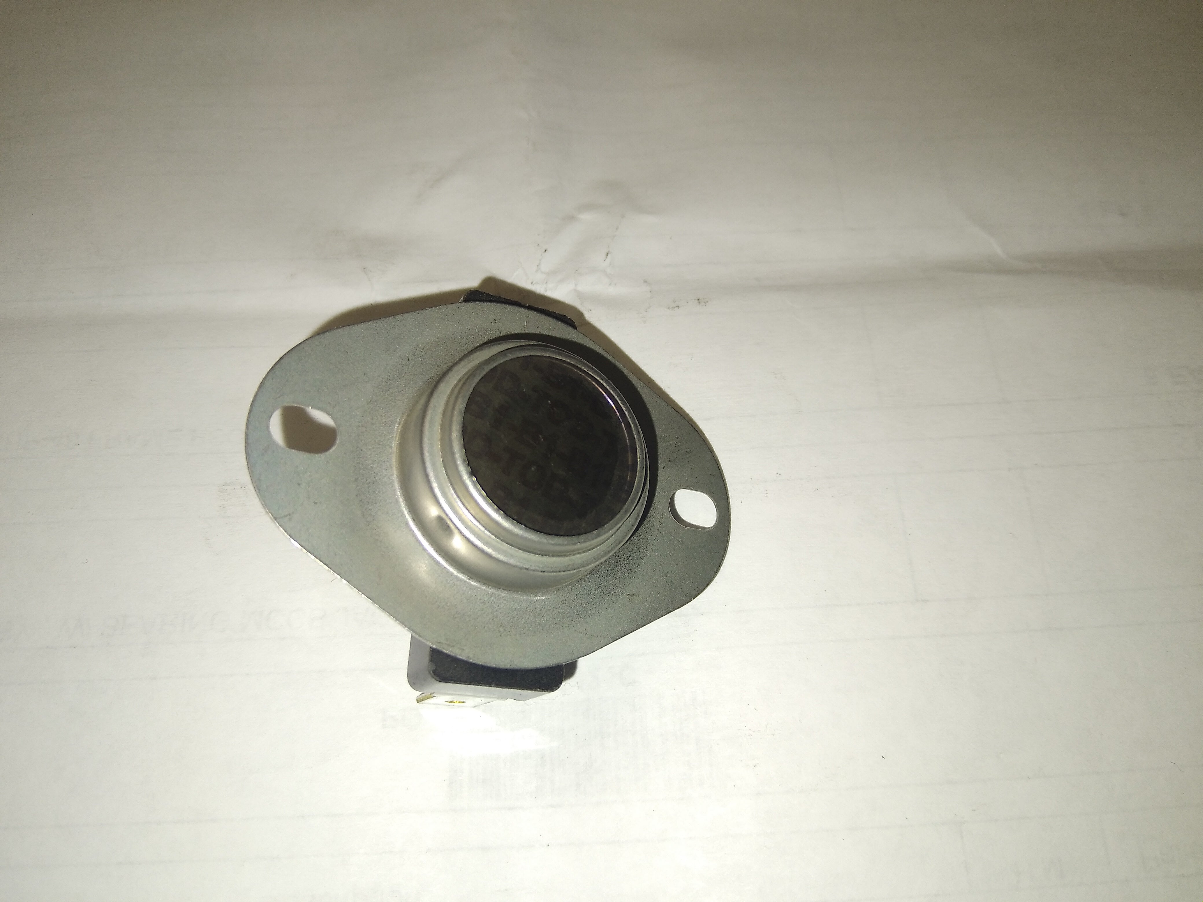 Snap Disc Limit Switch L150-30F, 150F Open, 120F Closed – Surplus City