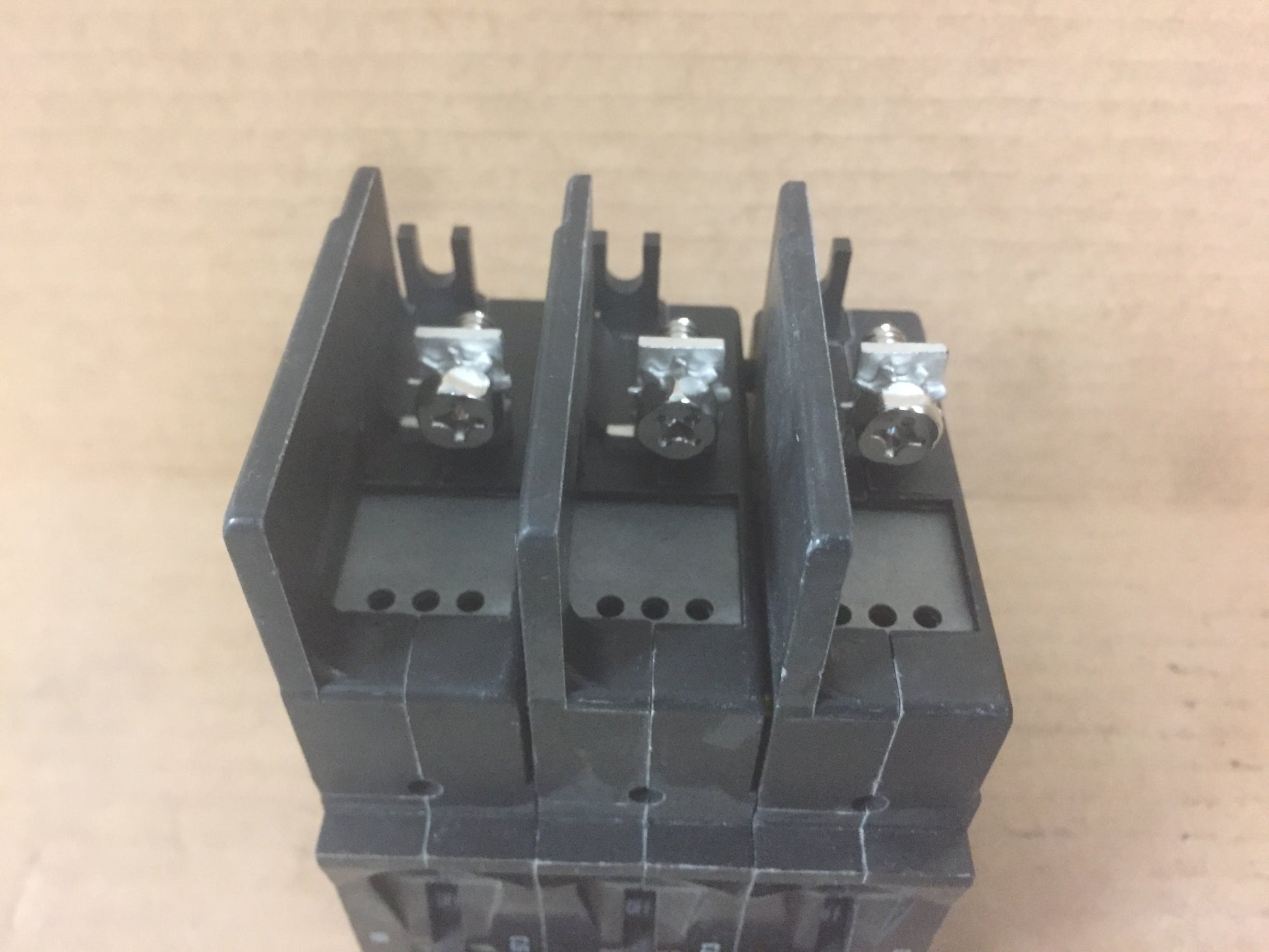 Airpax Circuit Breaker 50/60 Hz 57.3 Amps 