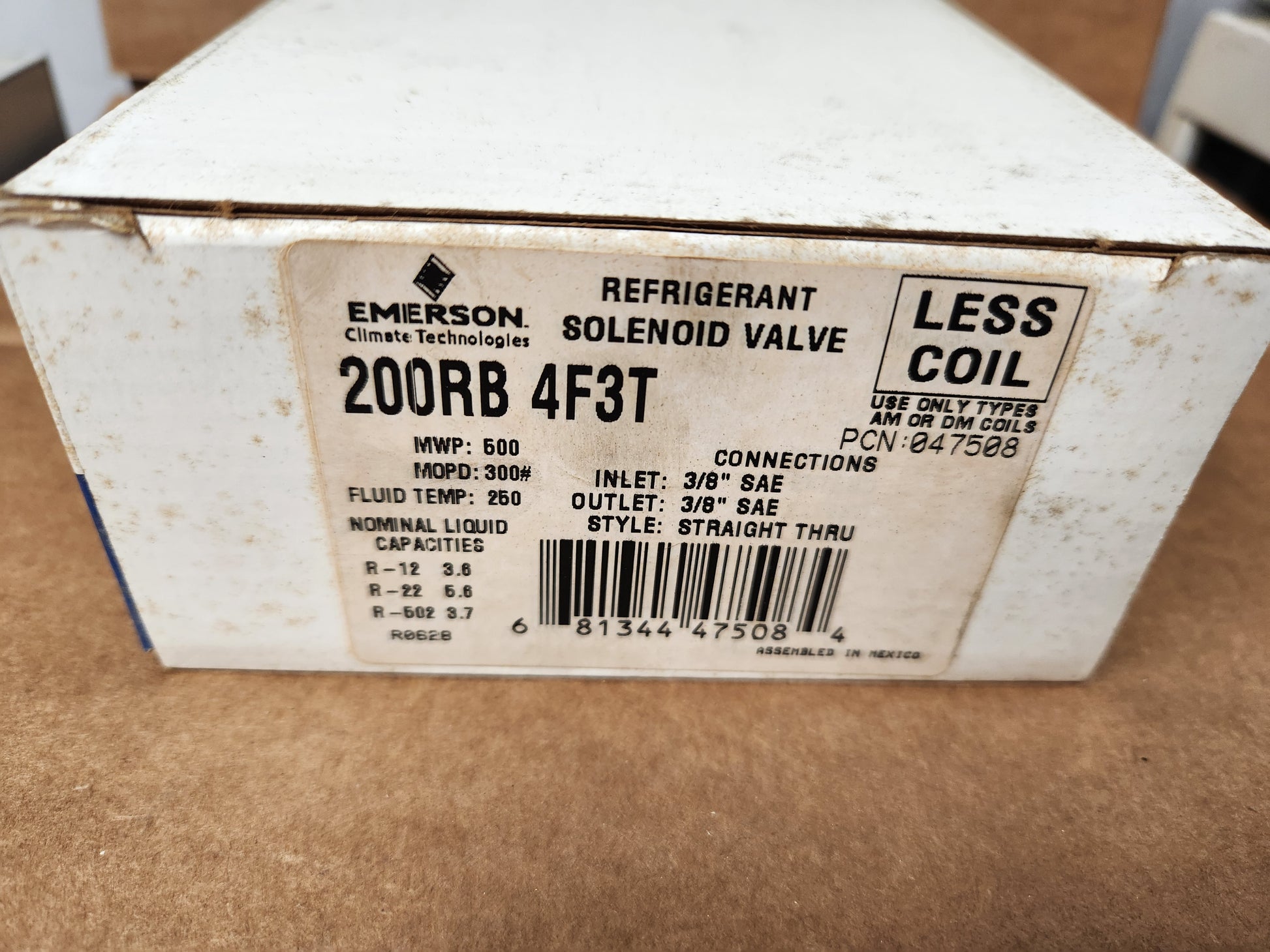 REFRIGERANT SOLENOID VALVE LESS COIL