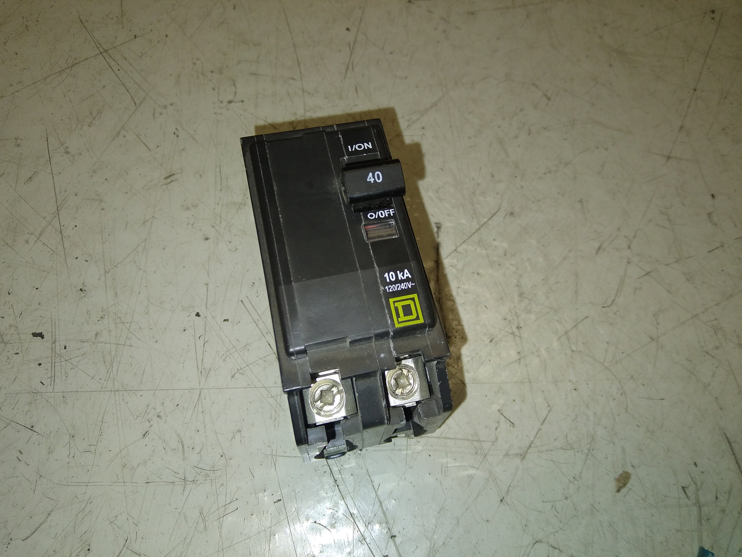 2 POLE 40 AMP CIRCUIT BREAKER 120/240 VOLT